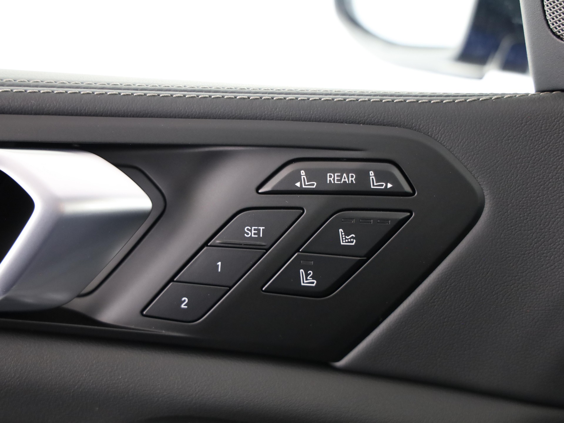 BMW X7 M60i-image-22