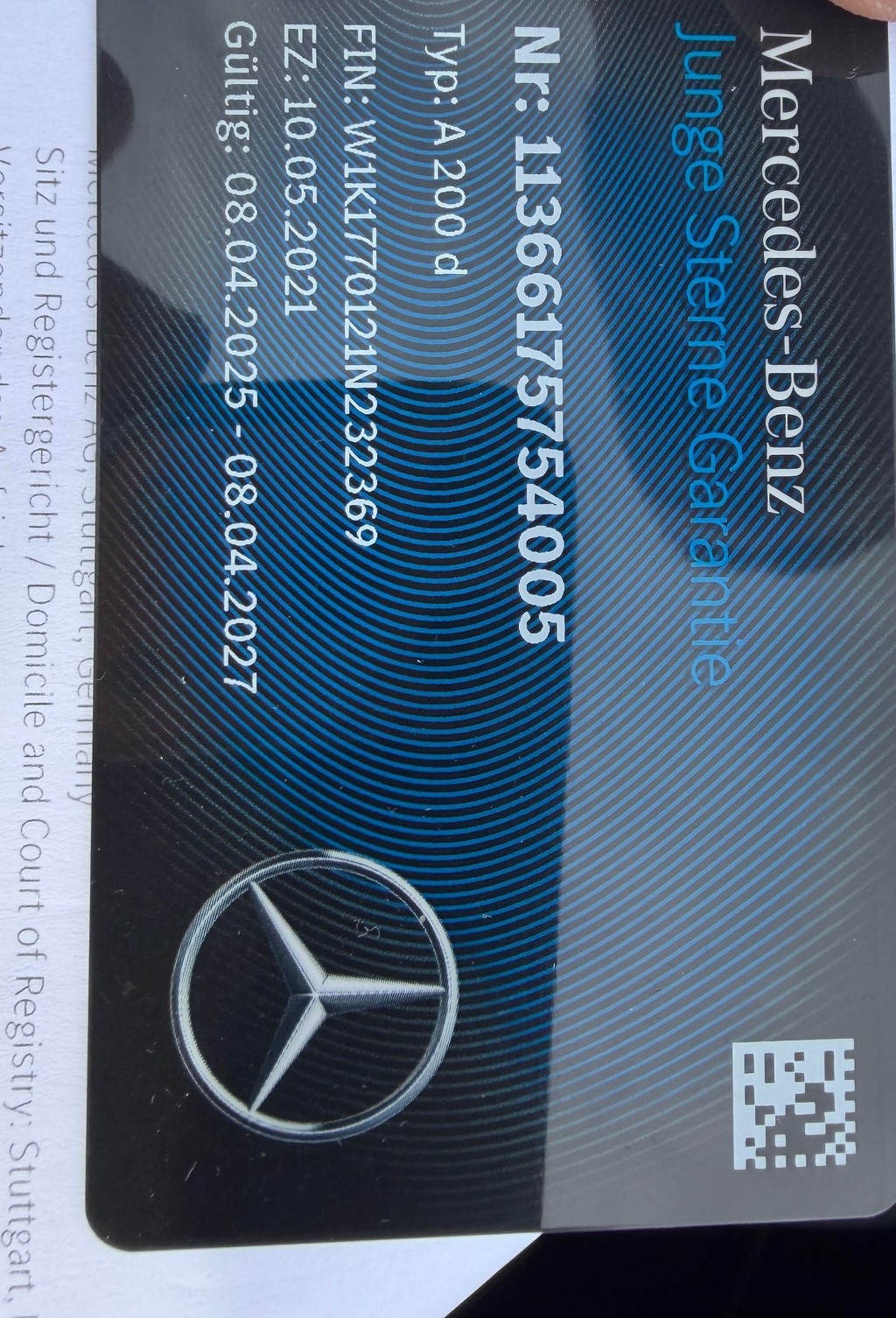 MERCEDES-BENZ A 200 d AMG Line 8G-DCT-image-12