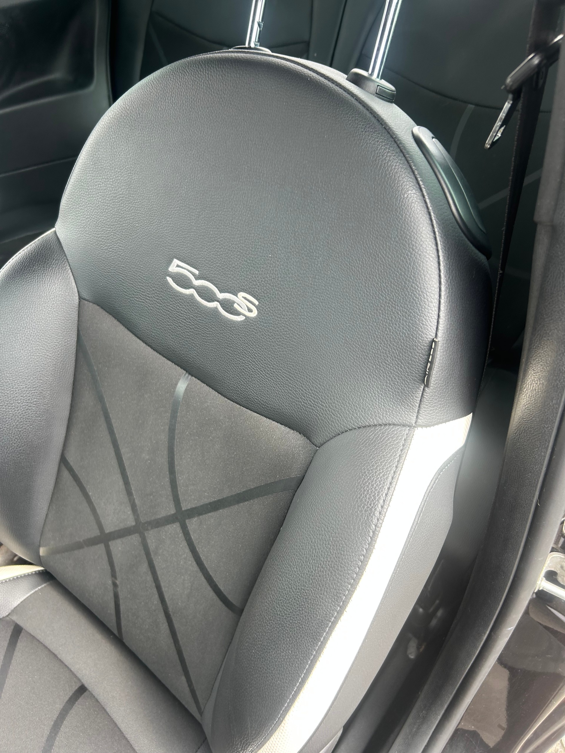 FIAT 500 0.9 Twinair Anniversario-image-4