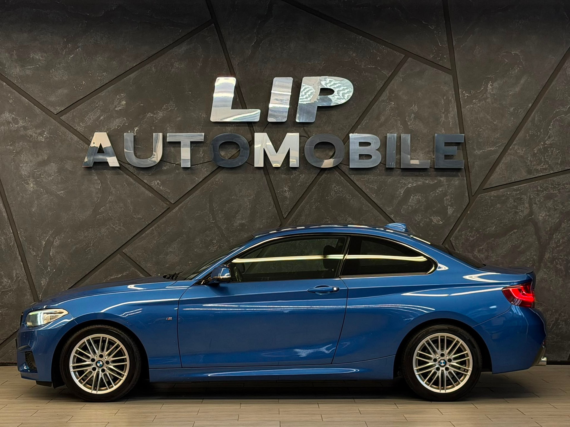BMW 225d M Sport Steptronic-image-3