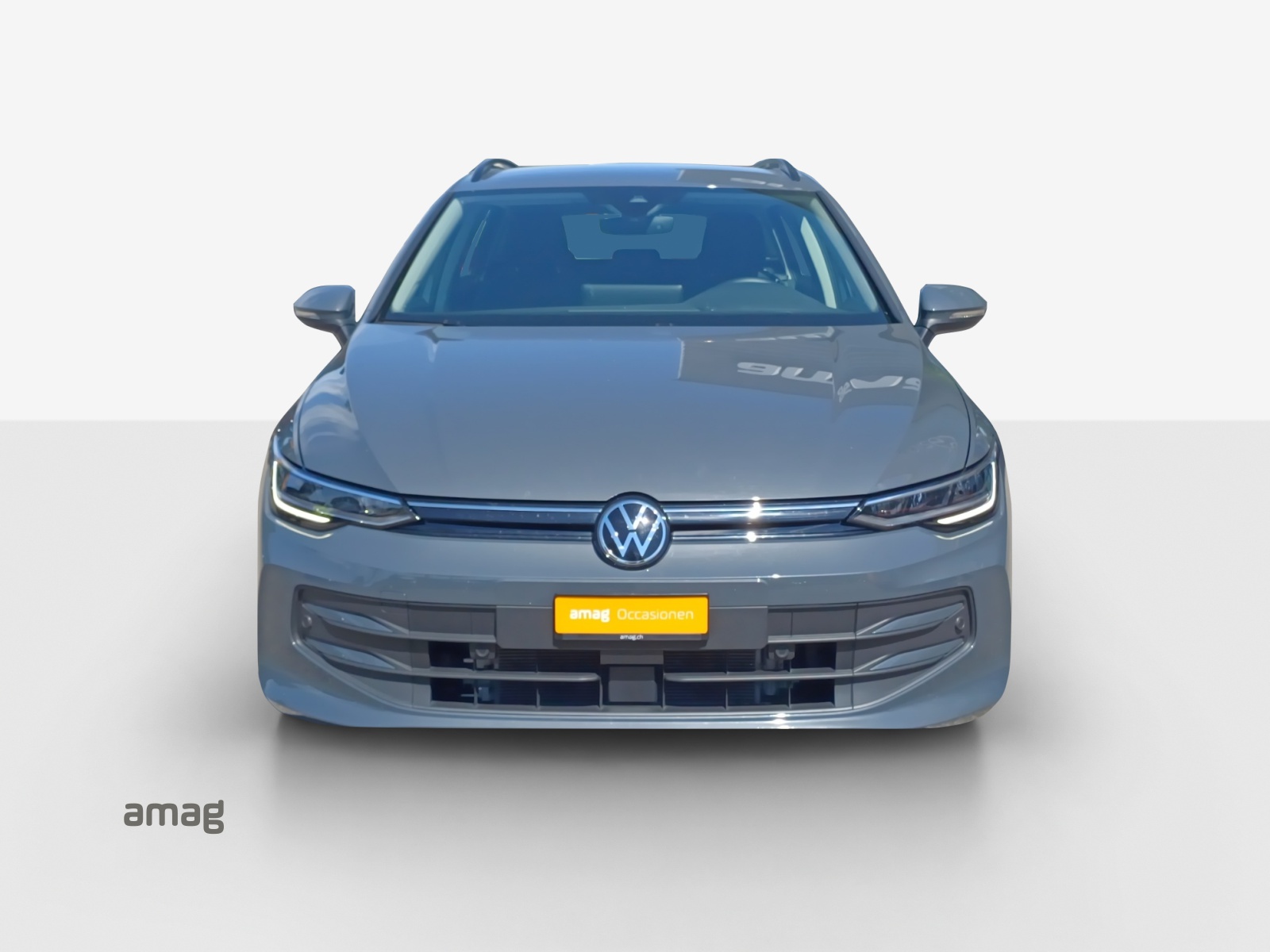 VW Golf Variant 1.5 eTSI mHEV Life DSG-image-6