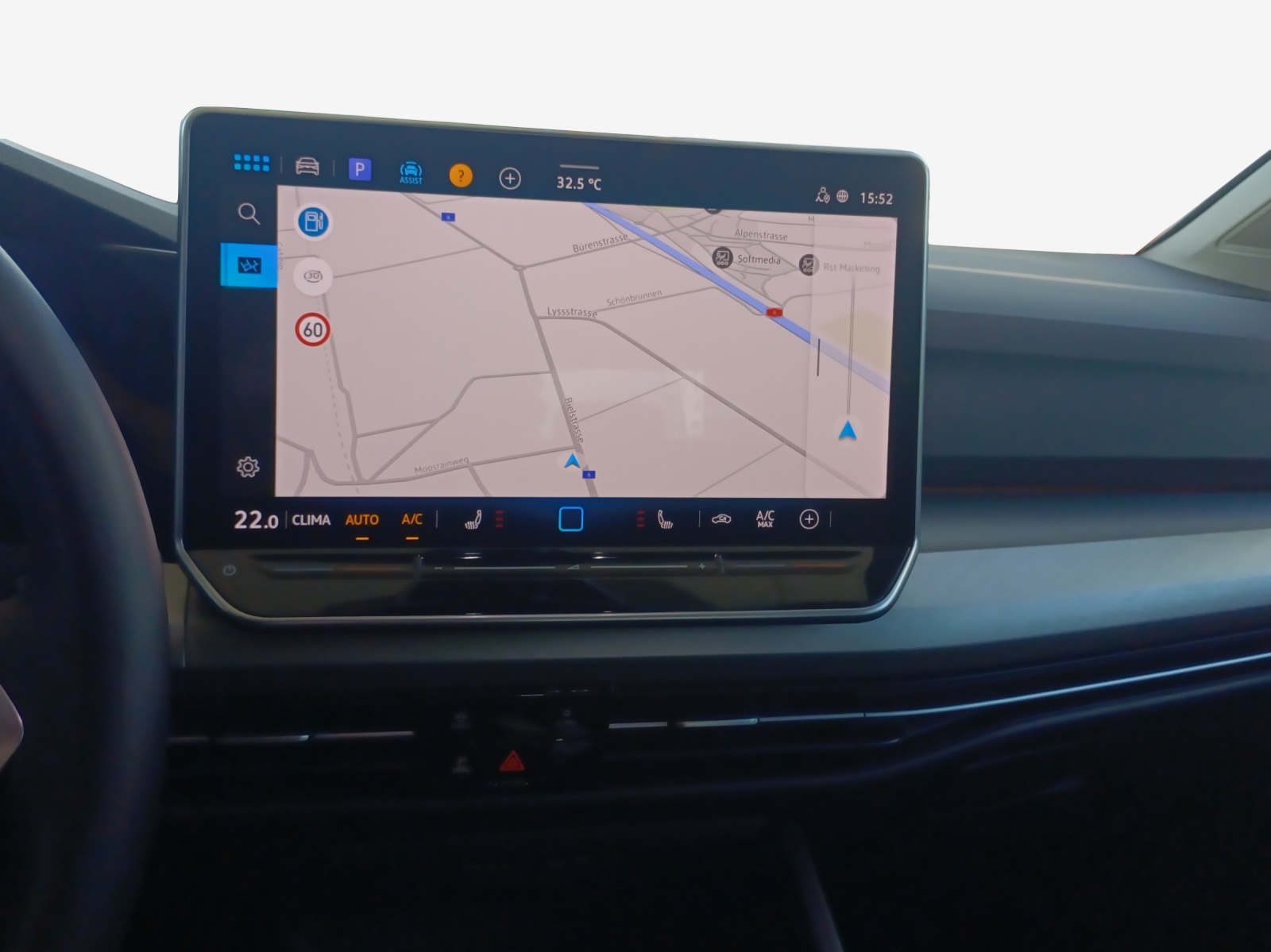 VW Golf Variant 1.5 eTSI mHEV Life DSG-image-10