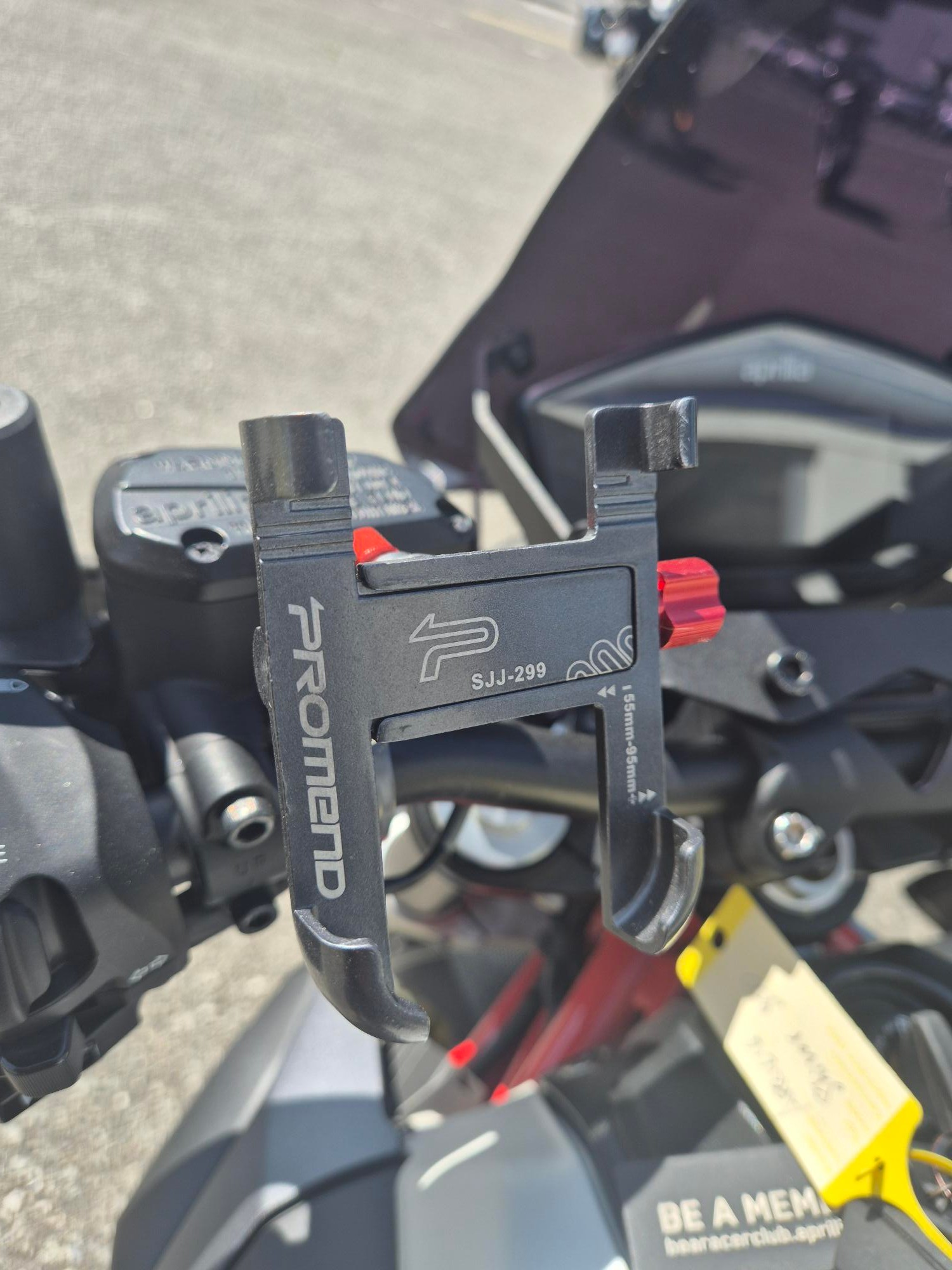 APRILIA SL 900 Shiver ABS-image-9