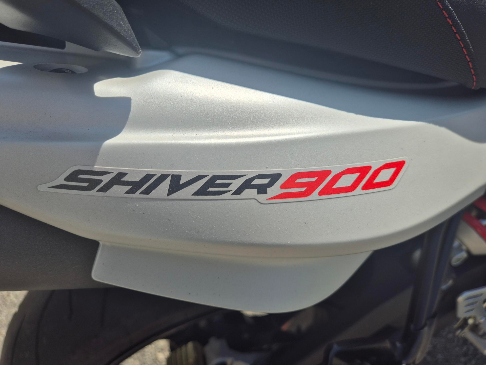APRILIA SL 900 Shiver ABS-image-10
