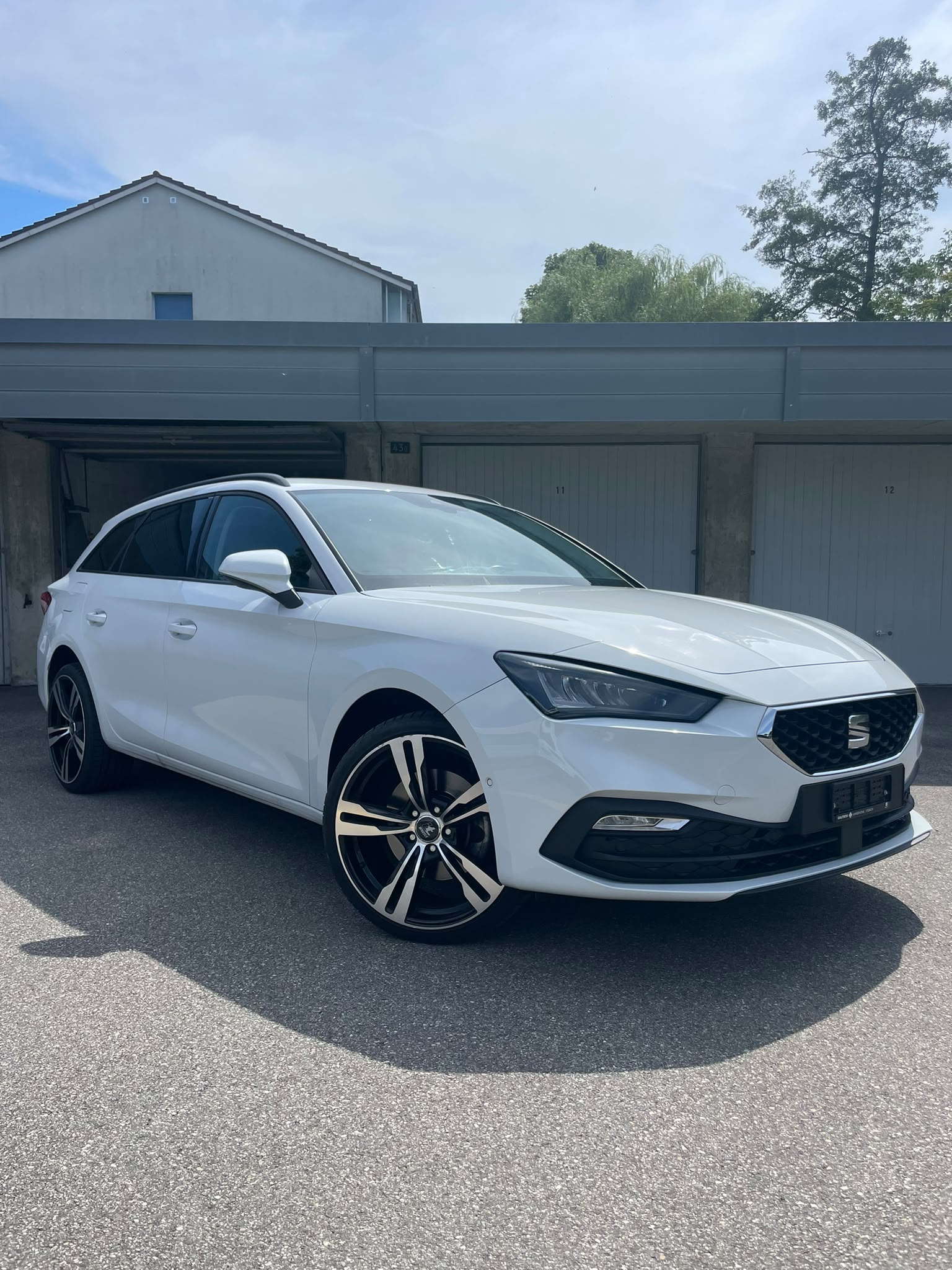 SEAT 2.0 TDI Style DSG-image-0