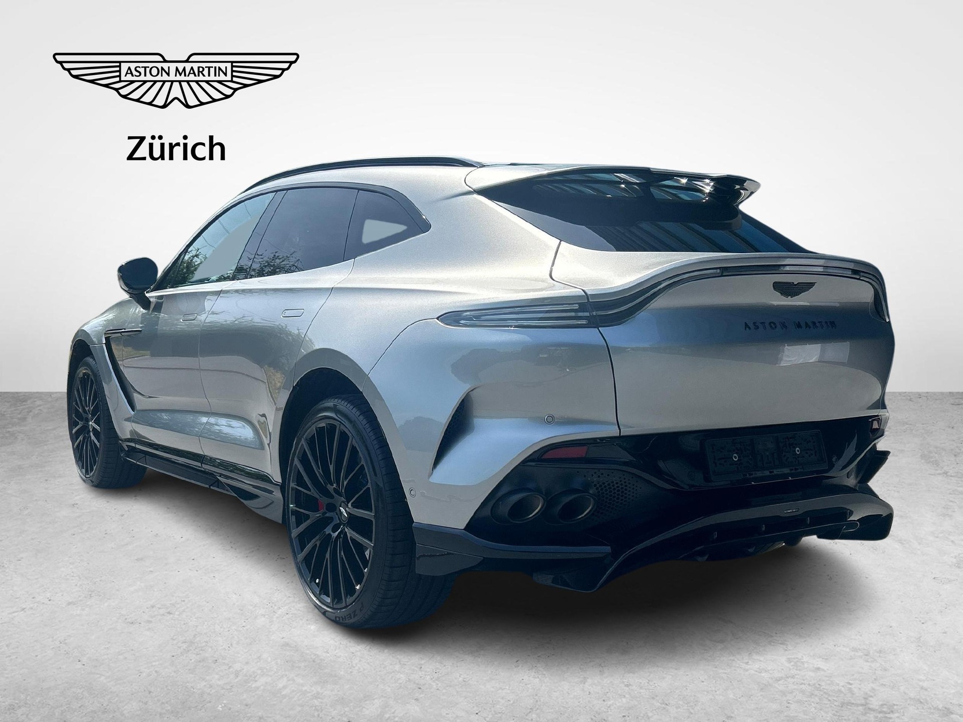 ASTON MARTIN DBX 707 4.0 V8 Bi-Turbo-image-2