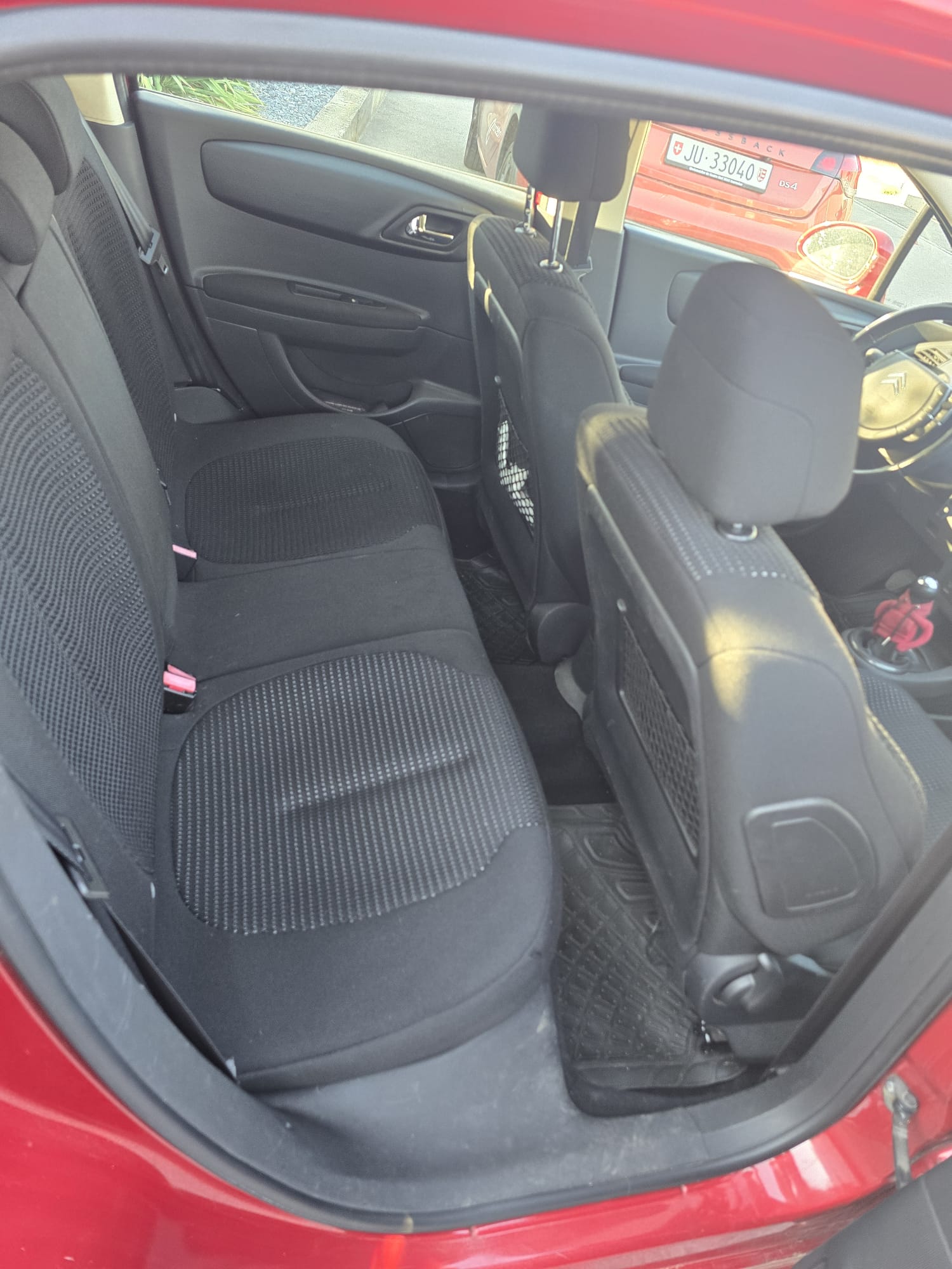 CITROEN C4 Berline 1.6i 16V VTR (Pack)-image-4