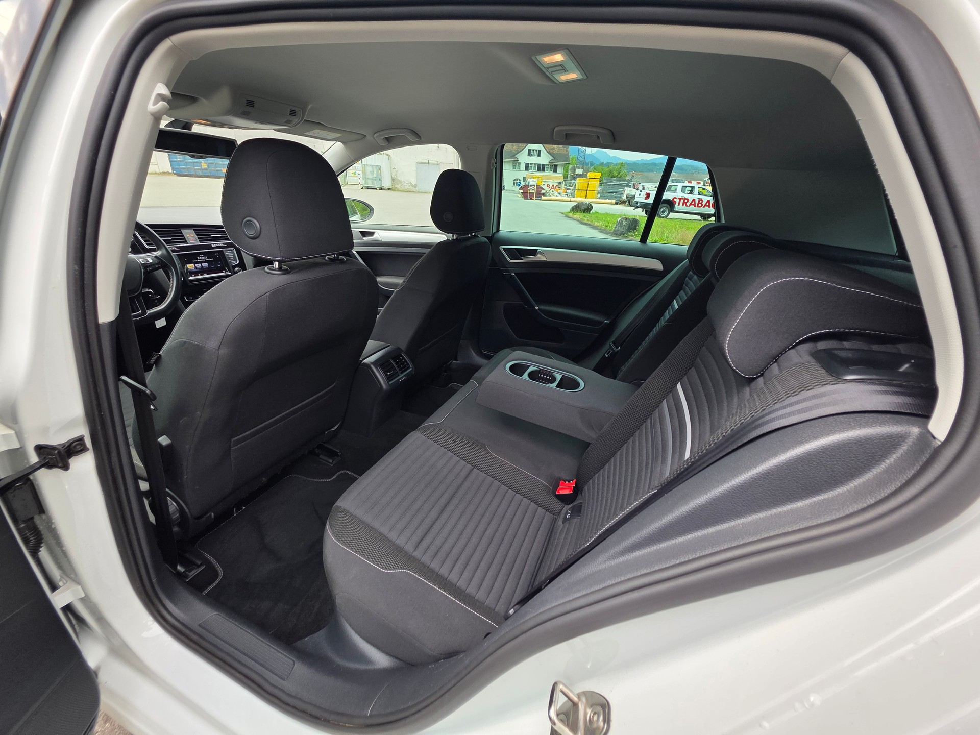 VW Golf 1.4 TSI Cup DSG-image-18