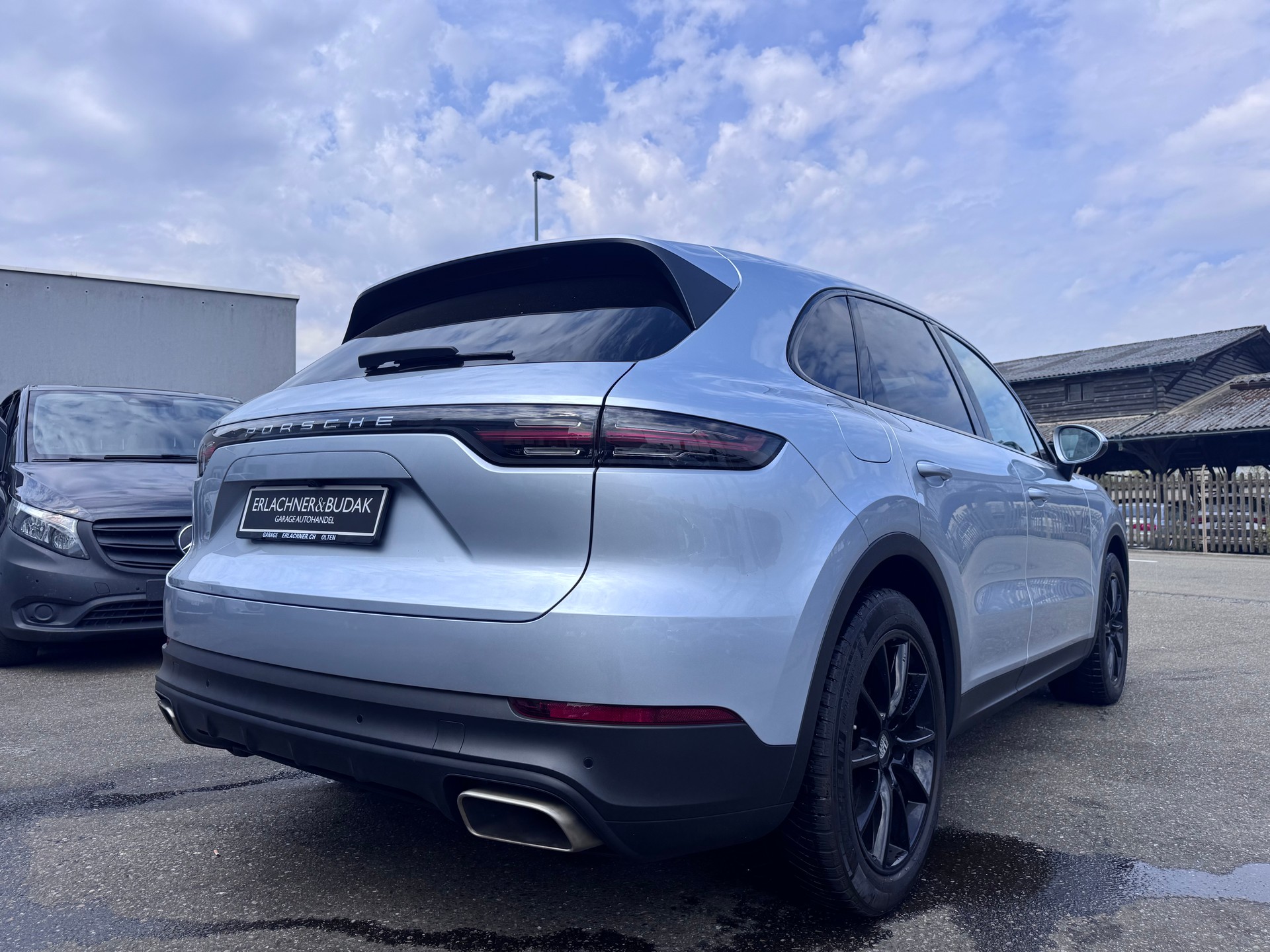 PORSCHE Cayenne-image-4