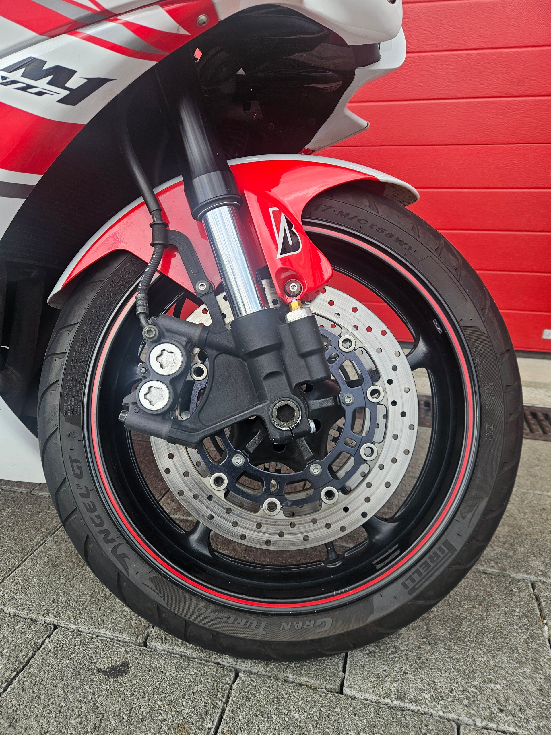 YAMAHA YZF-R6-image-5