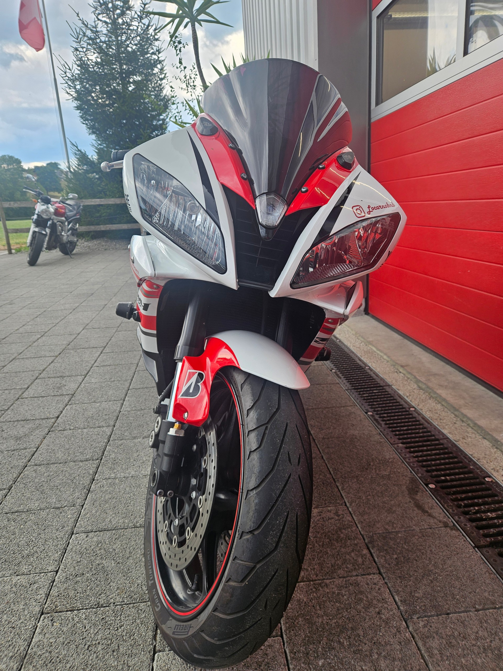 YAMAHA YZF-R6-image-6
