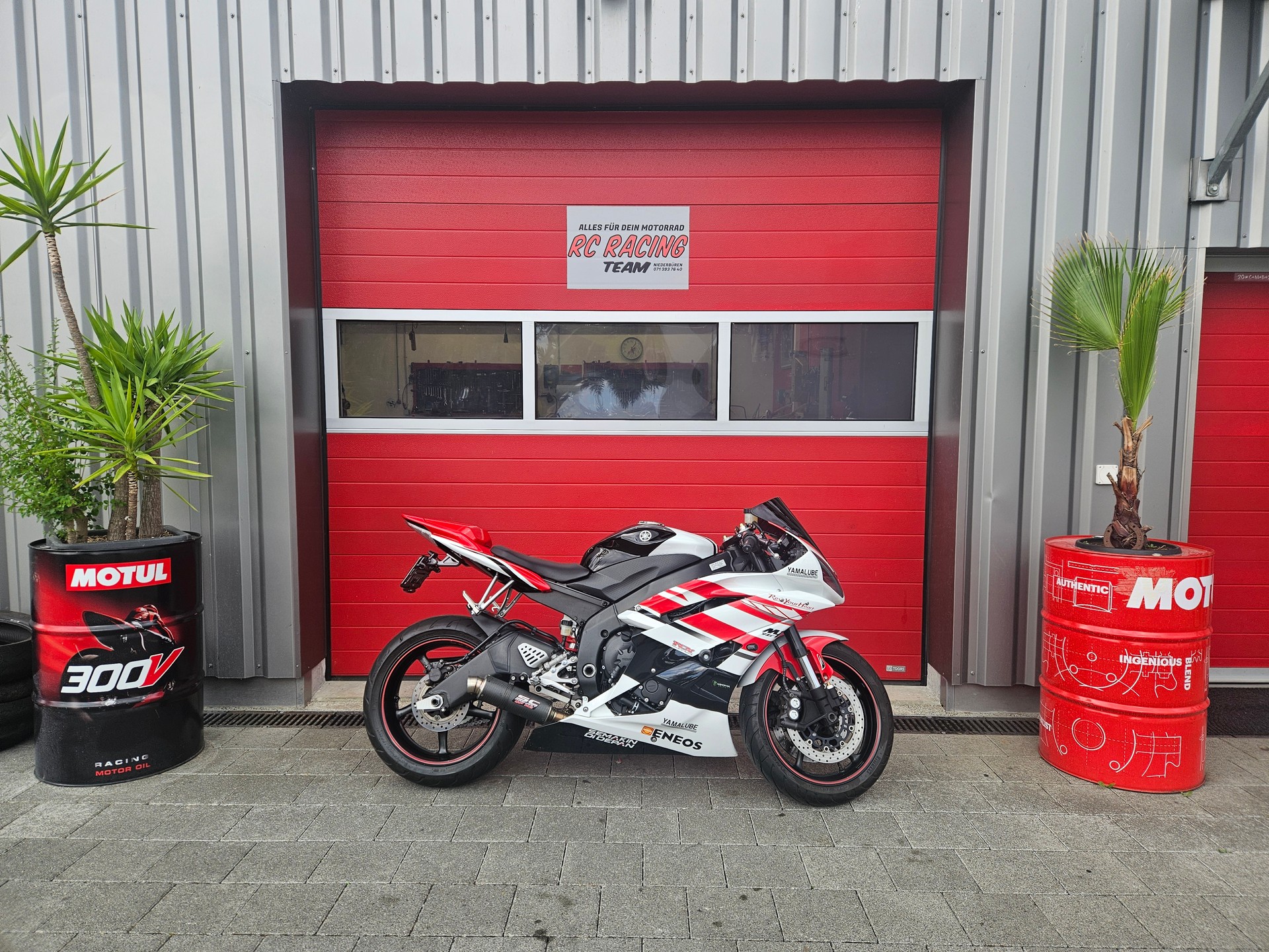 YAMAHA YZF-R6