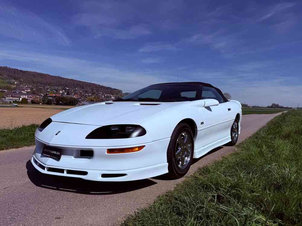 CHEVROLET Camaro RS-image-3