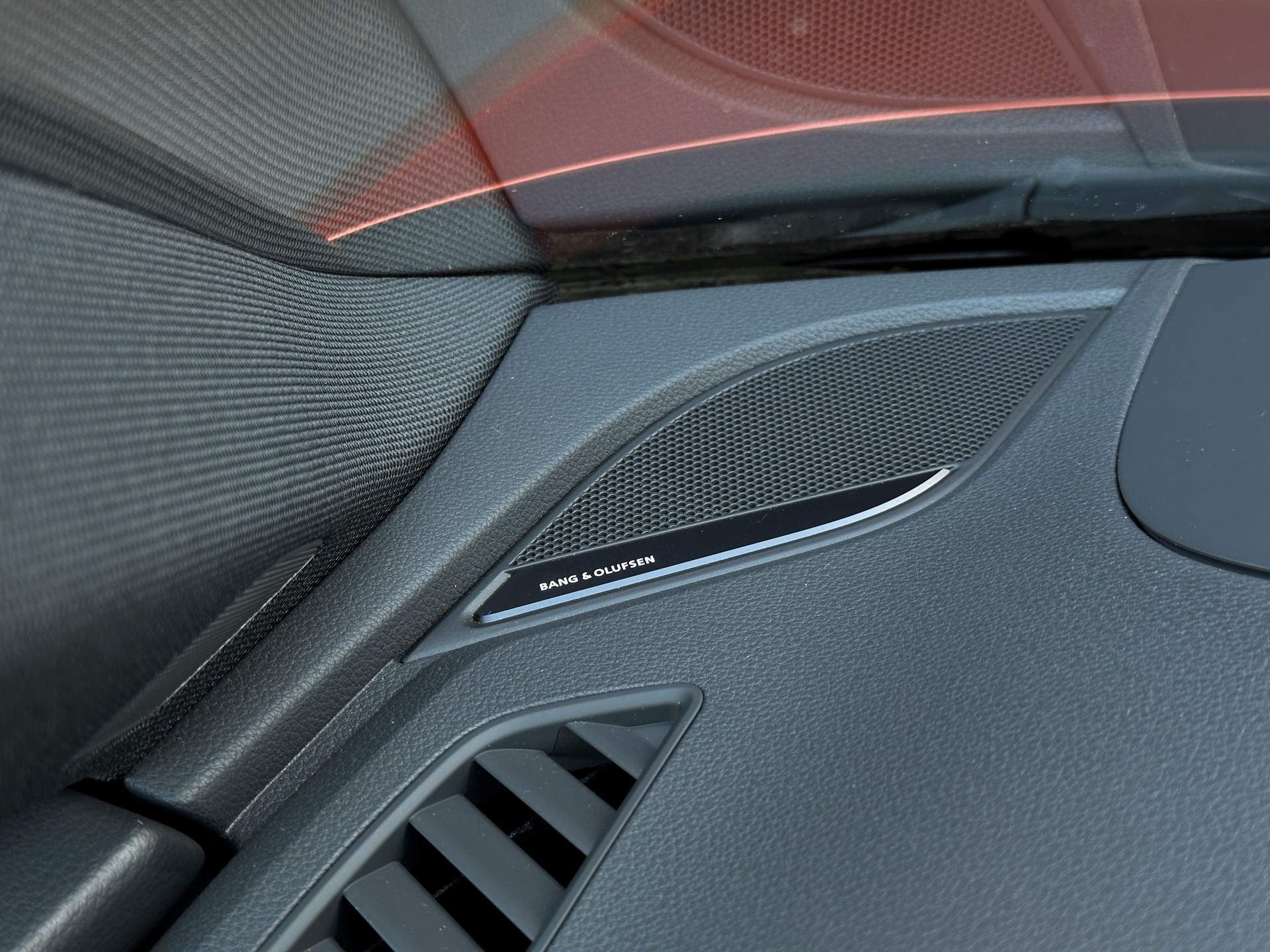 AUDI RS4 Avant quattro tiptronic-image-22
