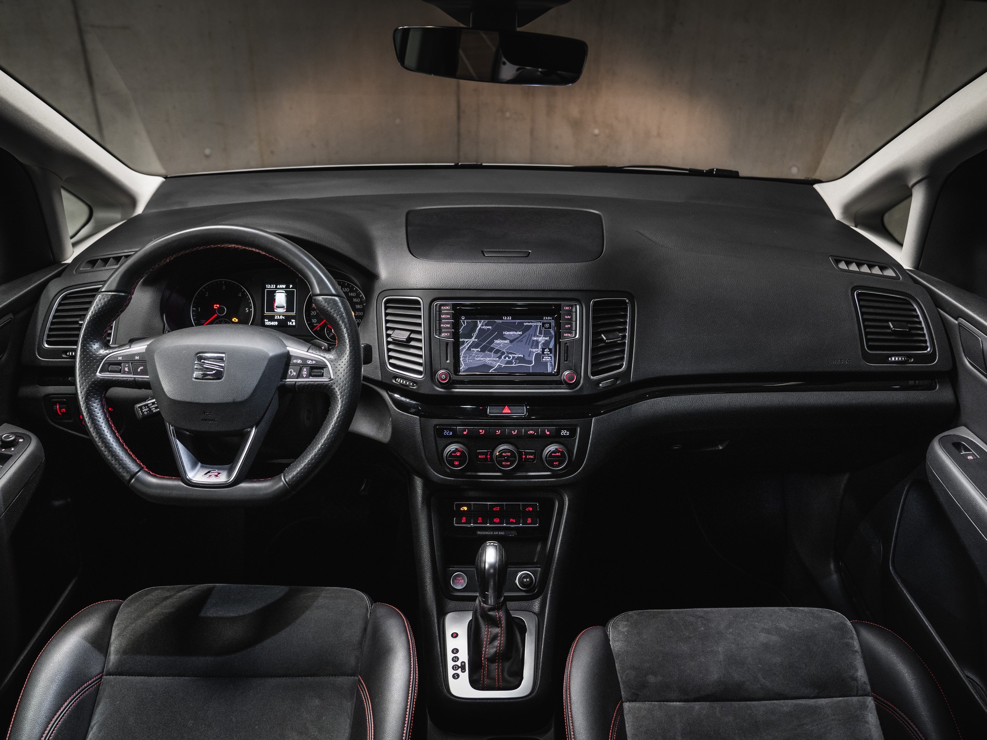 SEAT Alhambra 2.0 TDI 4Drive SWISS FR-image-5
