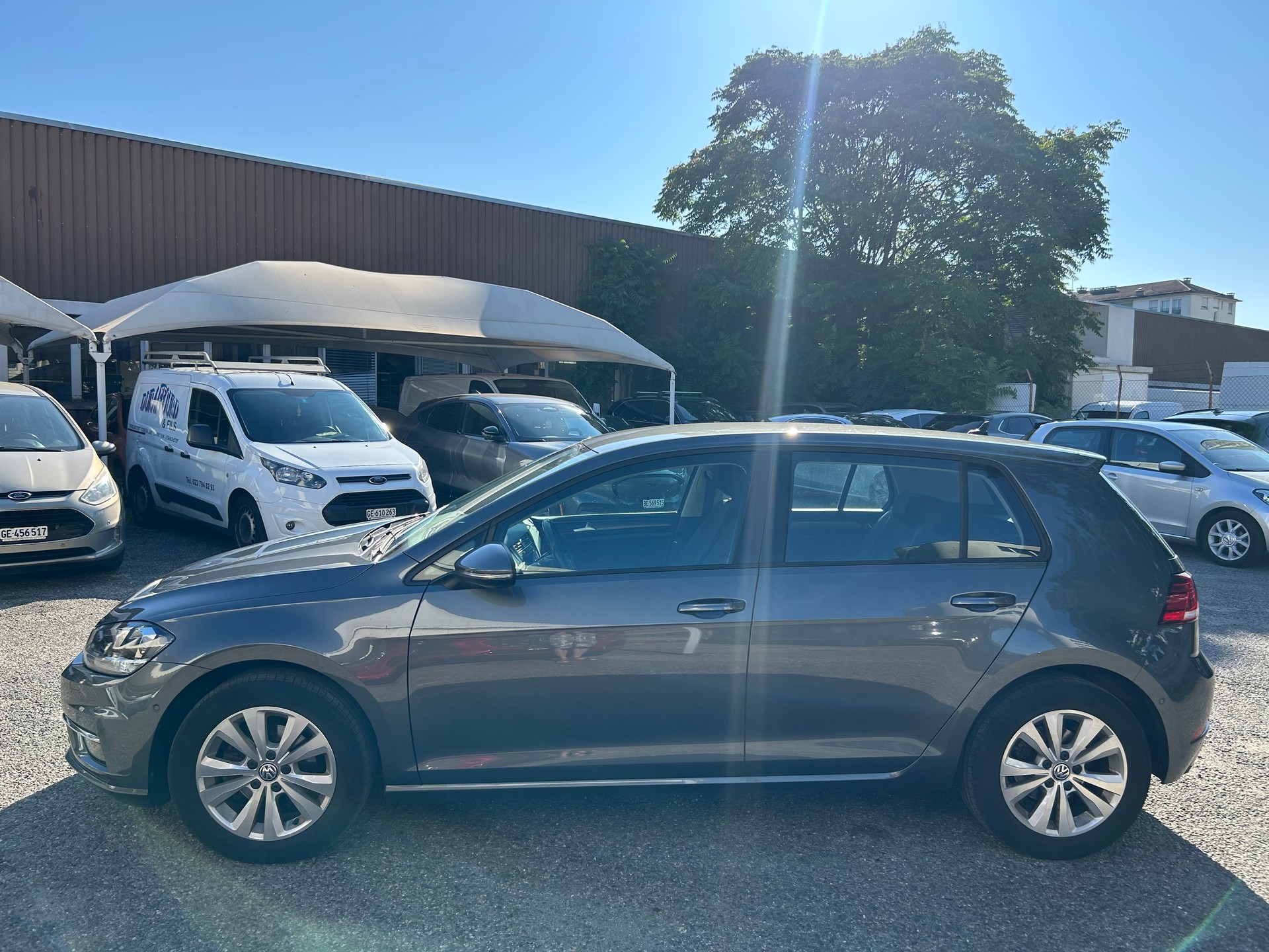 VW Golf 1.0 TSI Comfortline DSG 115cv-image-3