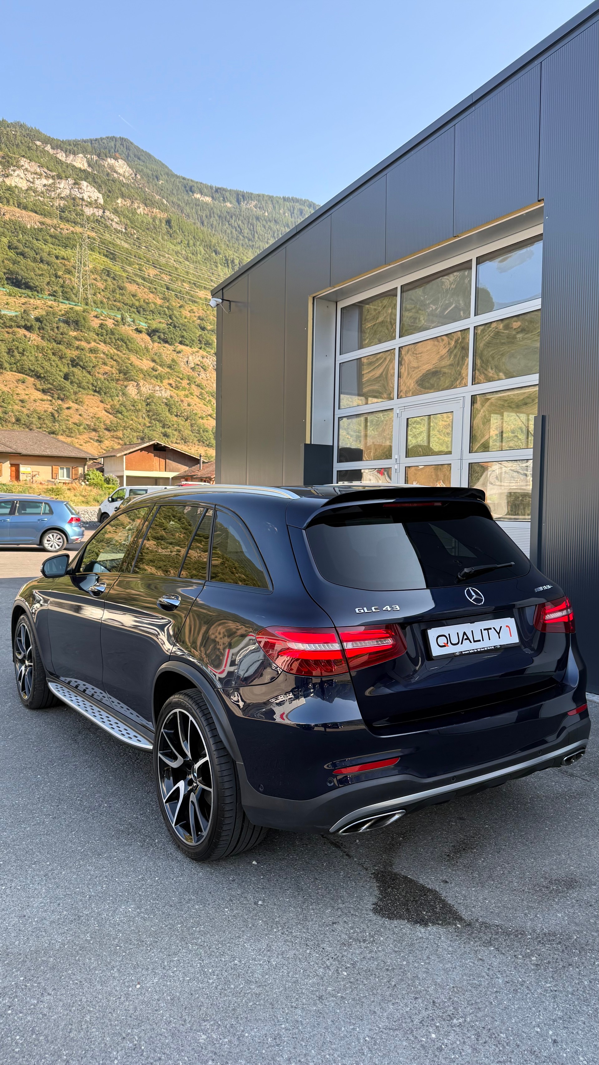 MERCEDES-BENZ GLC 43 AMG 4Matic 9G-Tronic-image-5