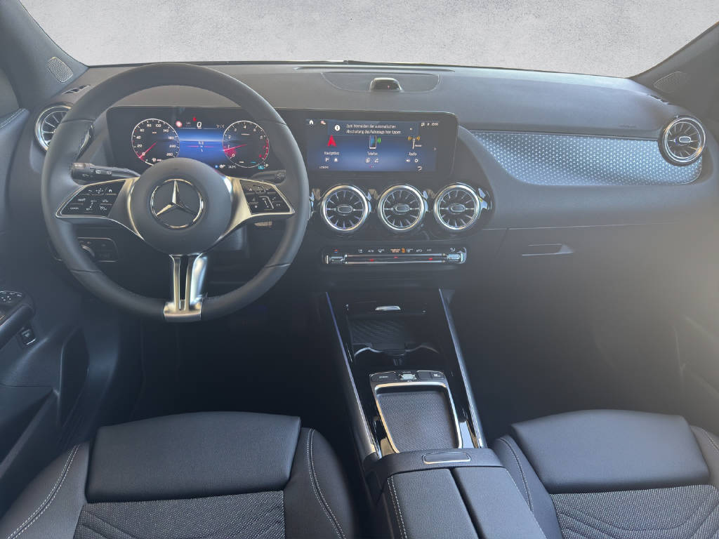 MERCEDES-BENZ GLA 200 Night Star Progressive-image-13