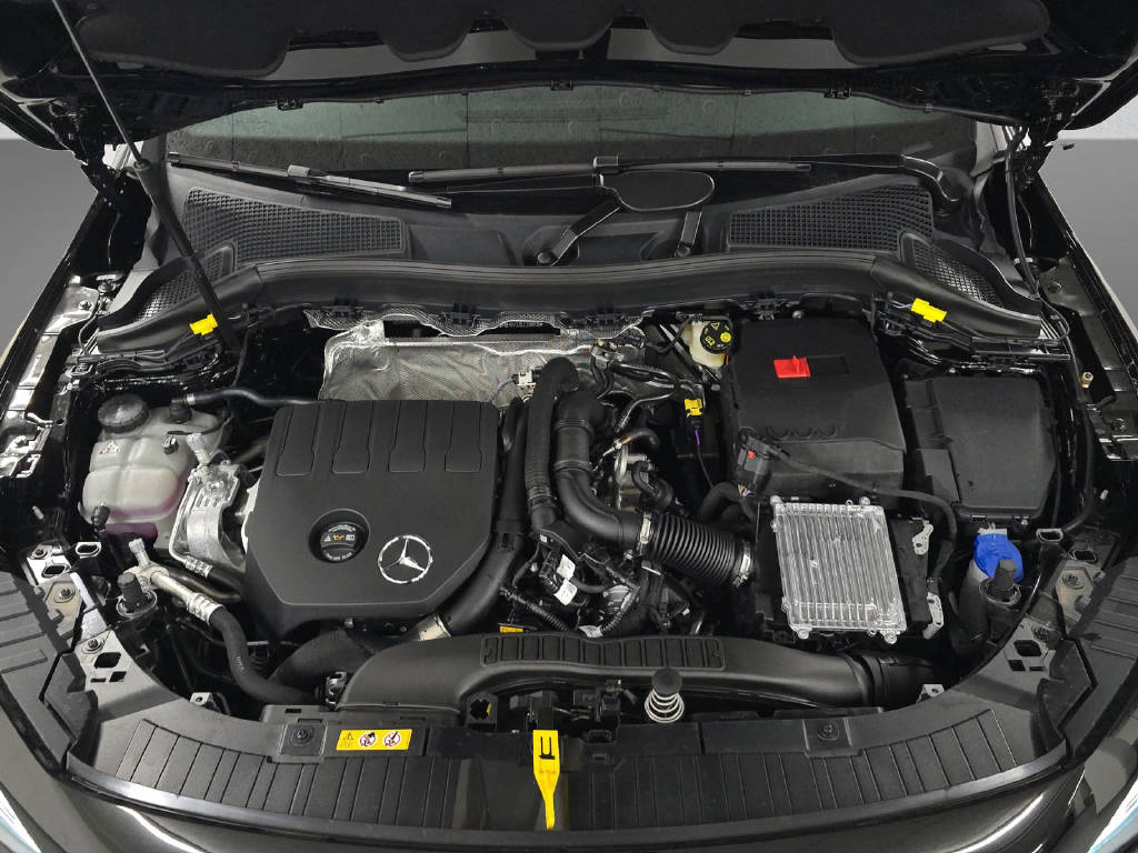 MERCEDES-BENZ GLA 200 Night Star | Auto Lang Special Offer 4 of 8-image-8