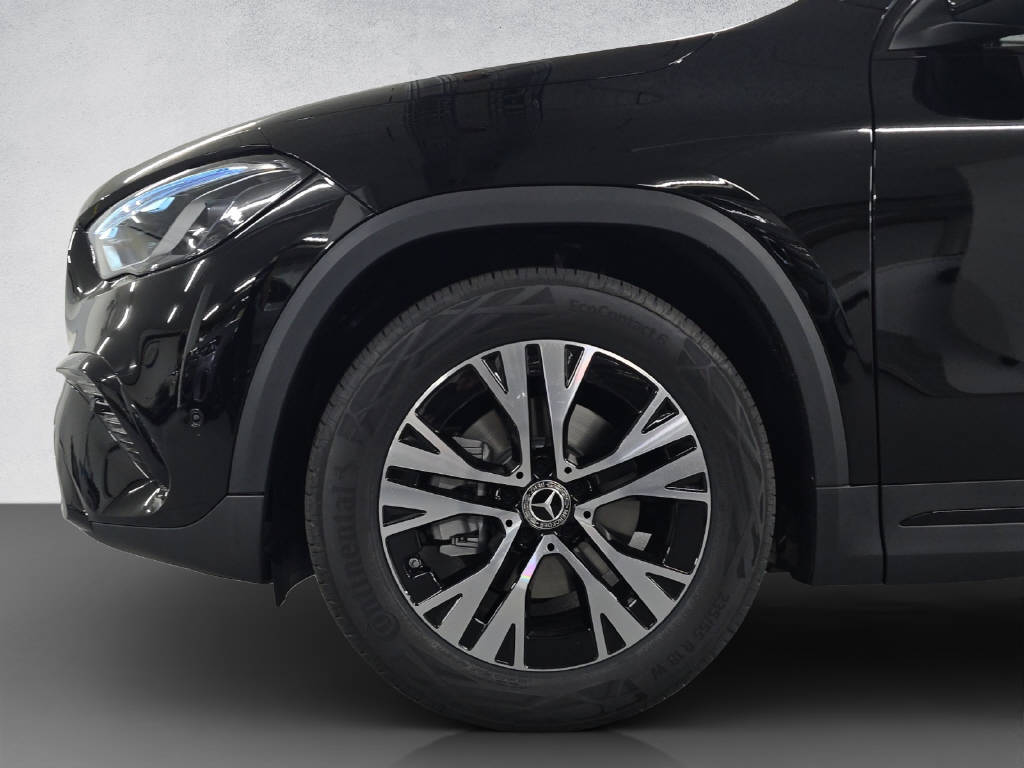 MERCEDES-BENZ GLA 200 Night Star | Auto Lang Special Offer 4 of 8-image-6