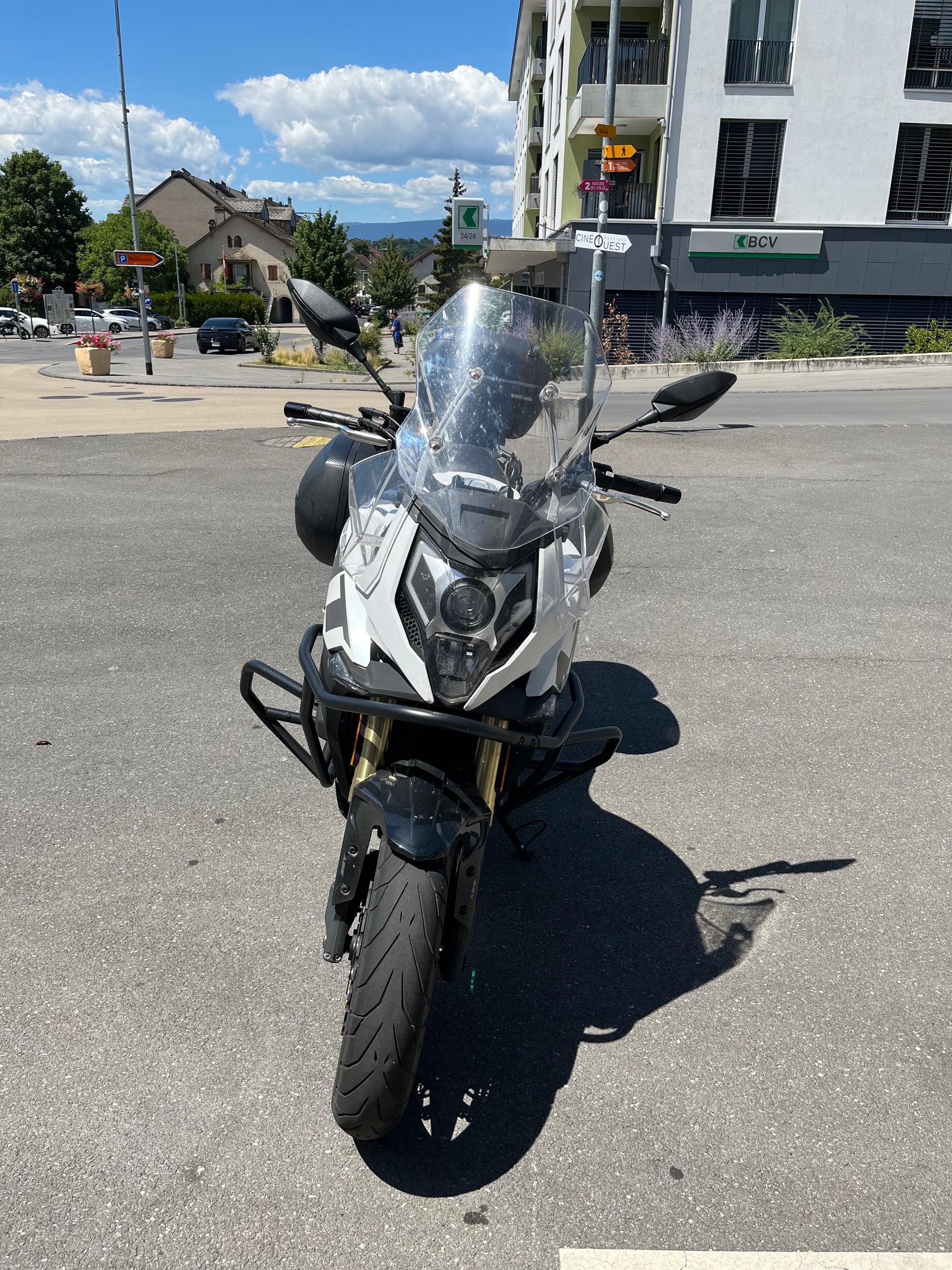 CF MOTO 650MT-image-1