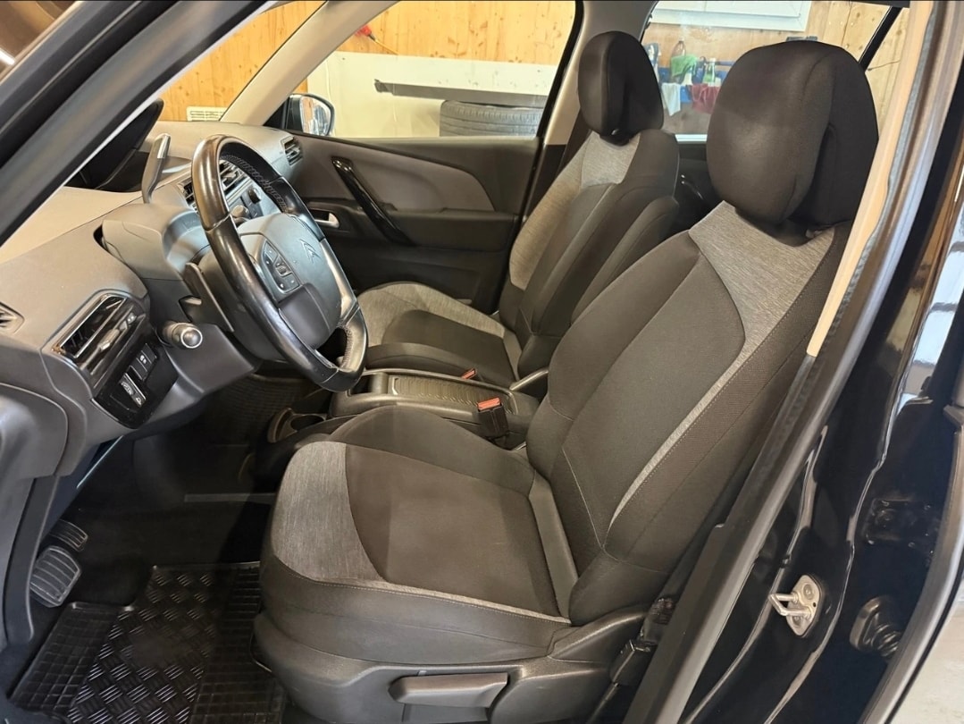 CITROEN Grand C4 Picasso 1.6 BlueHDi Feel Edition EAT6-image-6