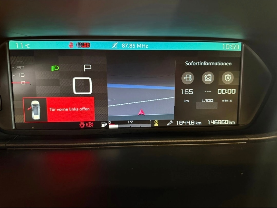 CITROEN Grand C4 Picasso 1.6 BlueHDi Feel Edition EAT6-image-11