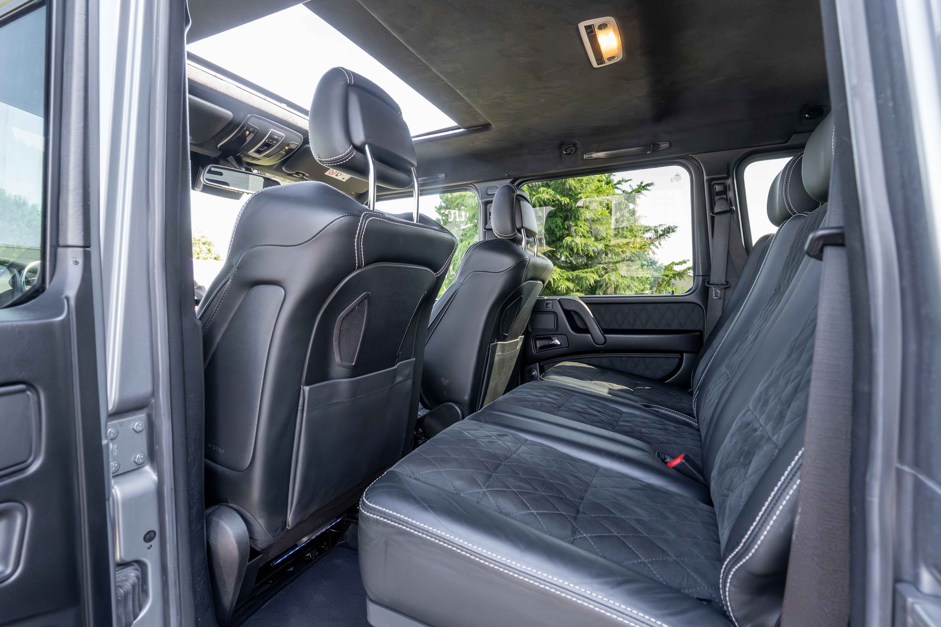 MERCEDES-BENZ G 500-image-10