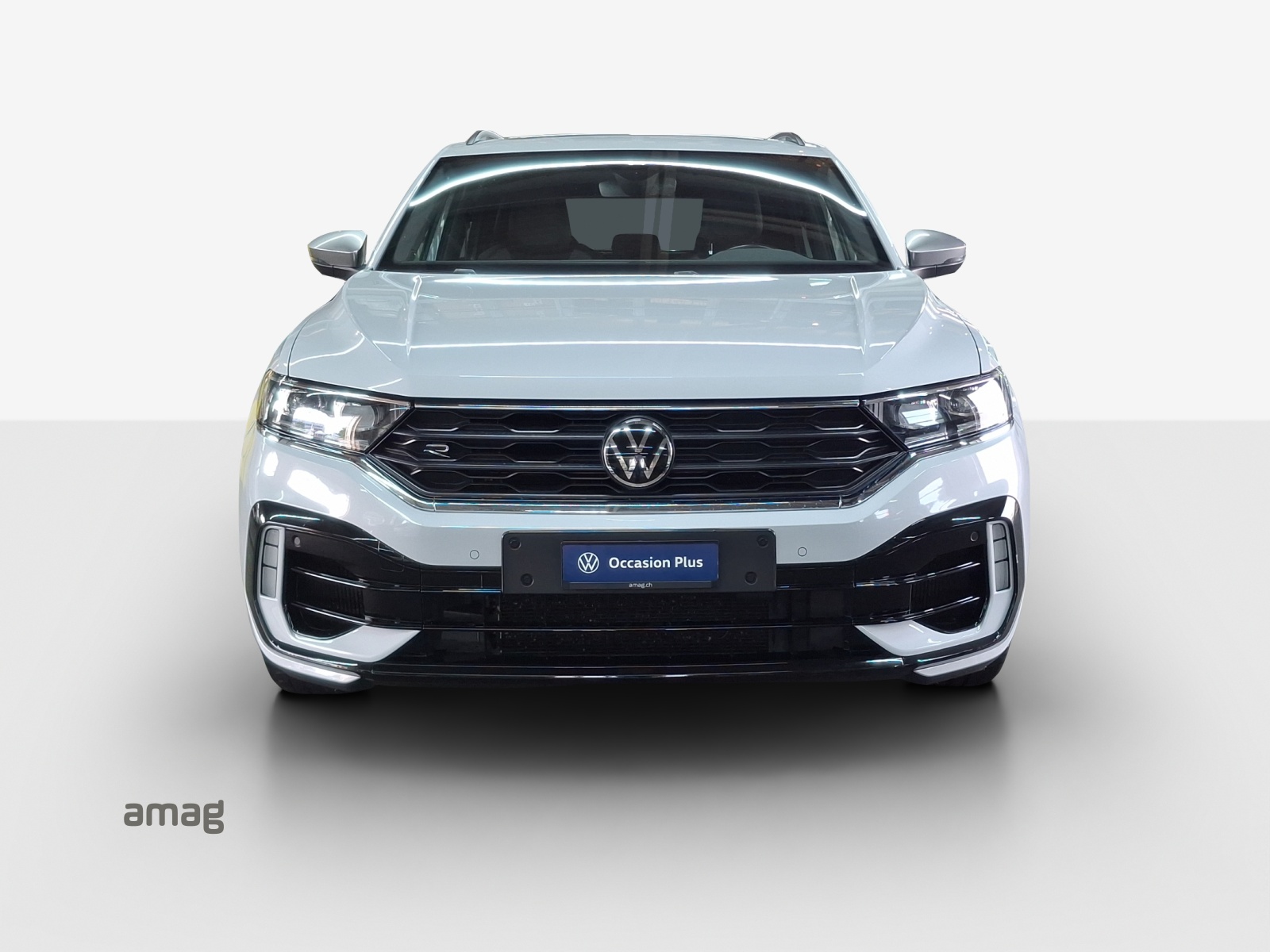 VW T-Roc 2.0 TSI R DSG 4Motion-image-5