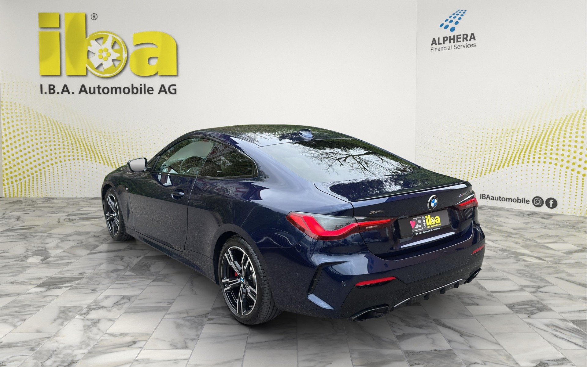 BMW M440d xDrive 48V Coupé (CH) INDIVIDUAL-showroom-element-2