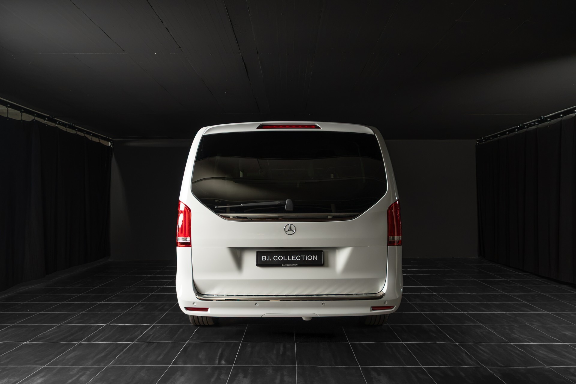 MERCEDES-BENZ V 300 d lang Avantgarde 4Matic 9G-Tronic-image-7
