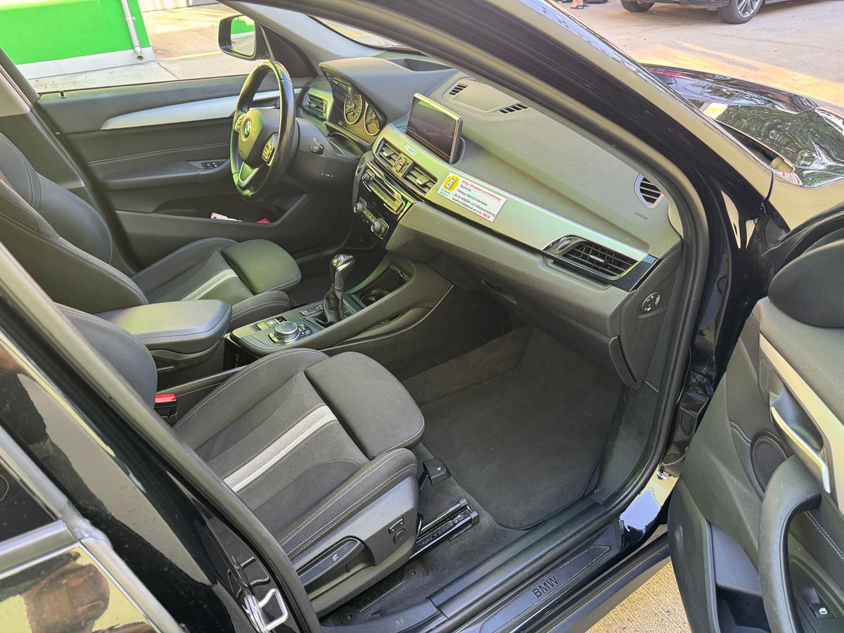 BMW X1 xDrive 20d Steptronic-image-11