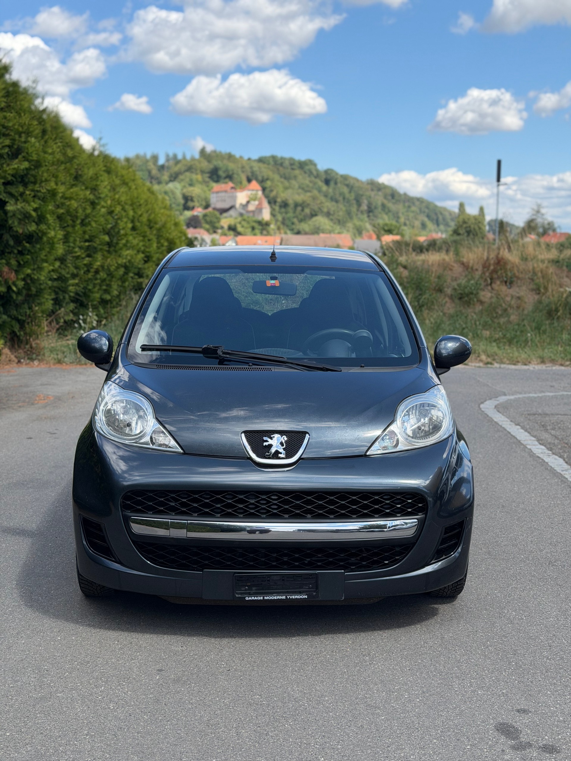 PEUGEOT 107 1.0 Black&Silver BMP5-showroom-element-1