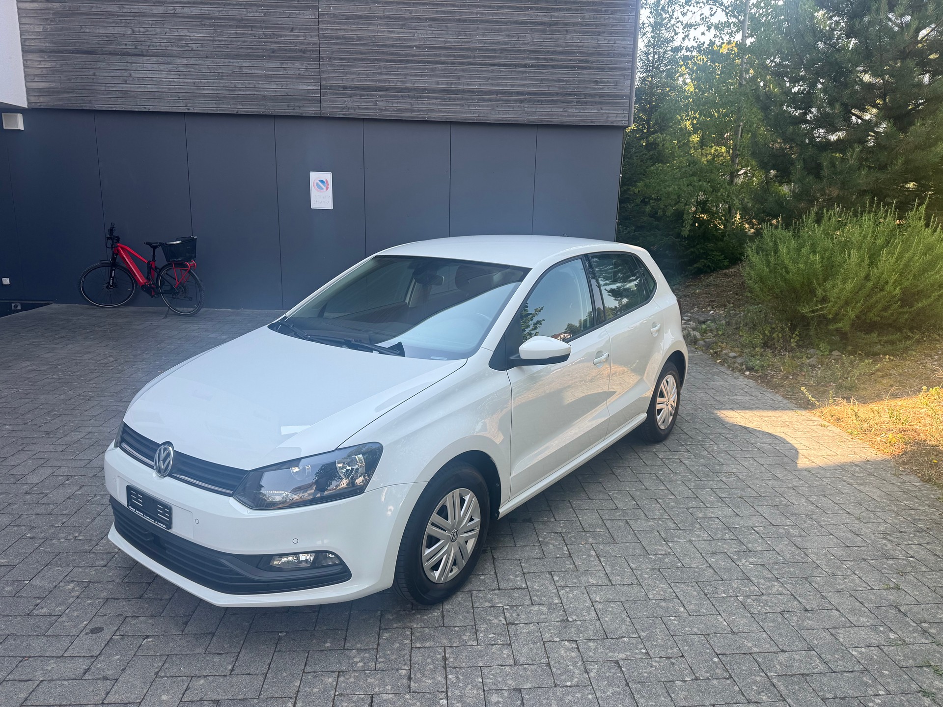 VW Polo 1.0 BMT Trendline-image-2
