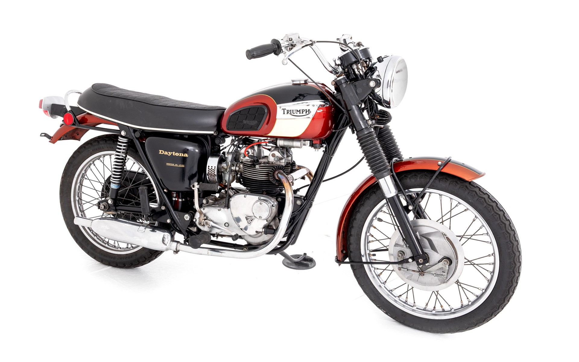 TRIUMPH T 100P