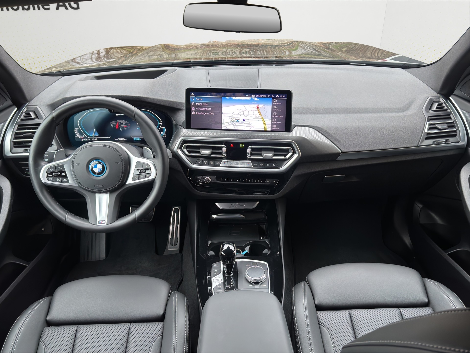 BMW X3 xDrive 30e M Sport / ACC / Head-Up Display-image-9