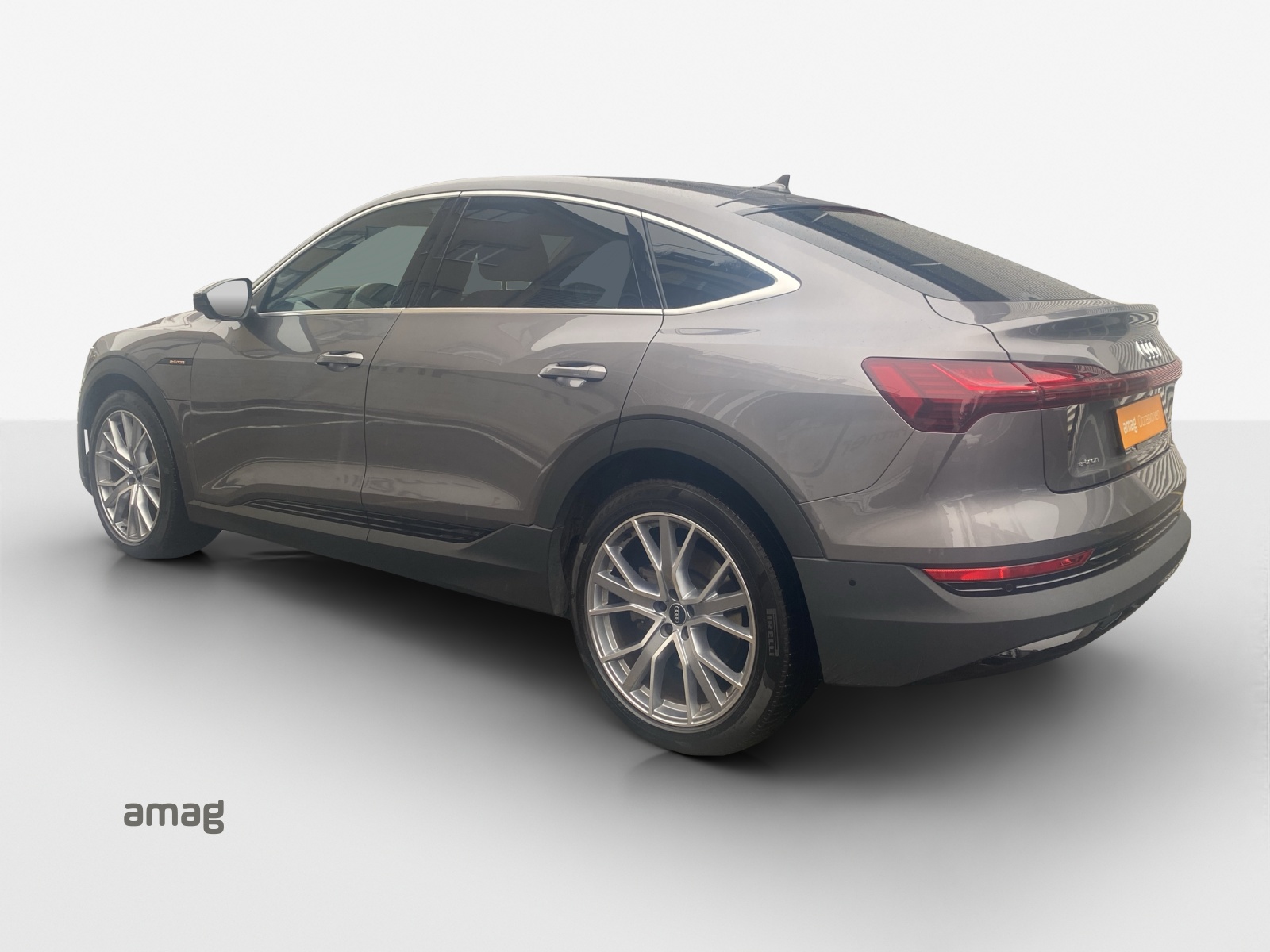 AUDI e-tron 50 Sportback Attraction quattro-image-2