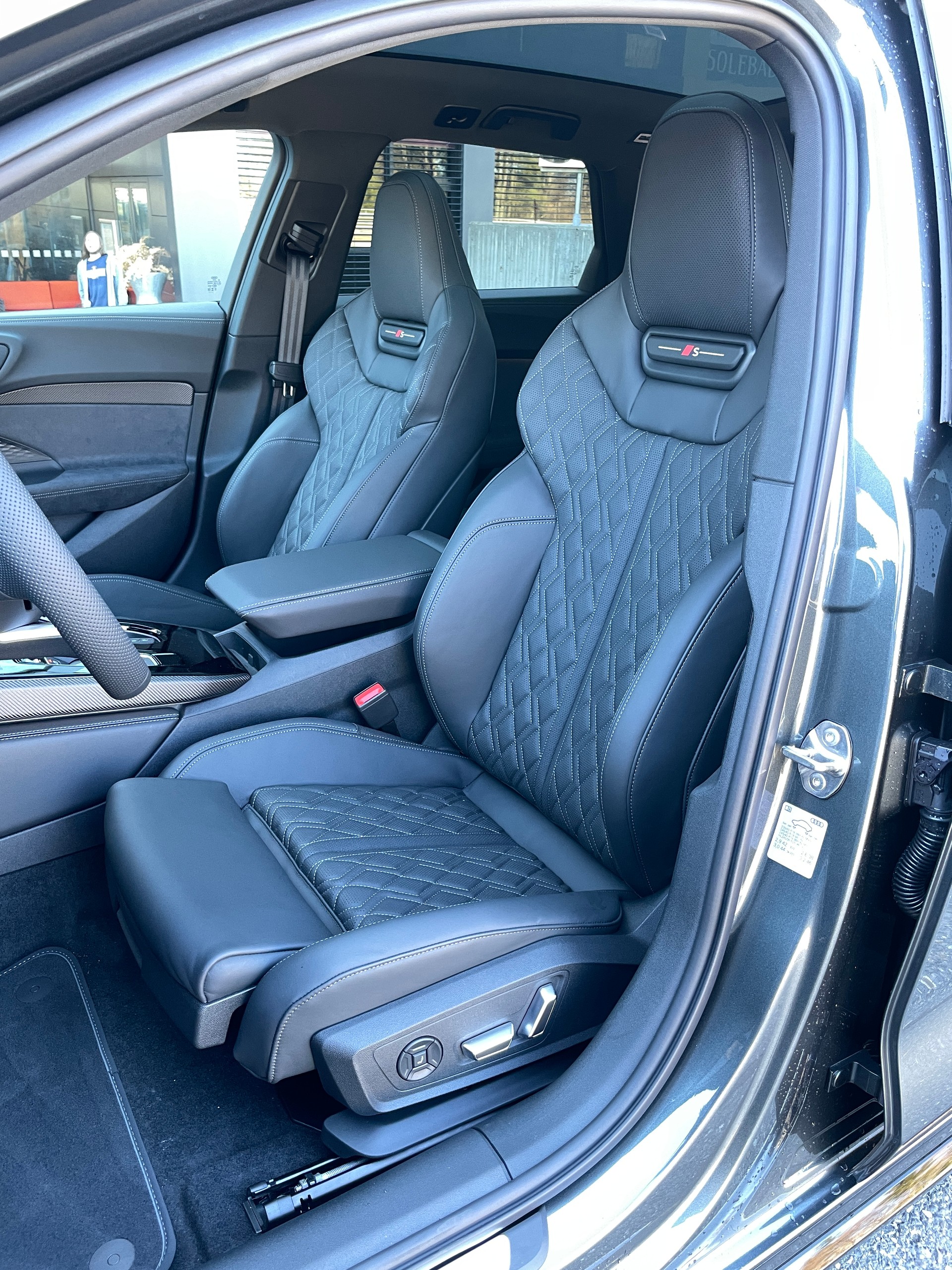 AUDI S5 Avant TFSI quattro S tronic-image-12