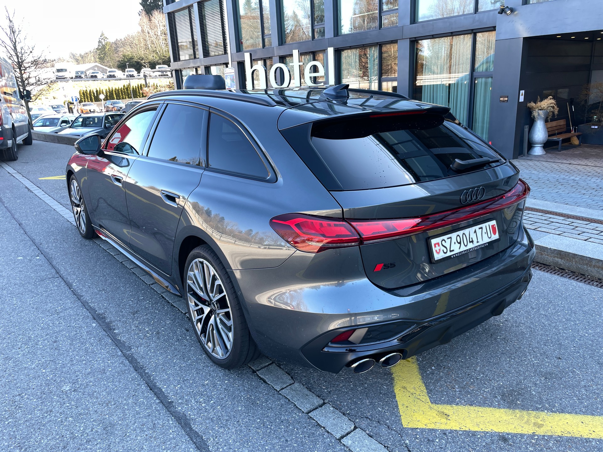 AUDI S5 Avant TFSI quattro S tronic-image-7