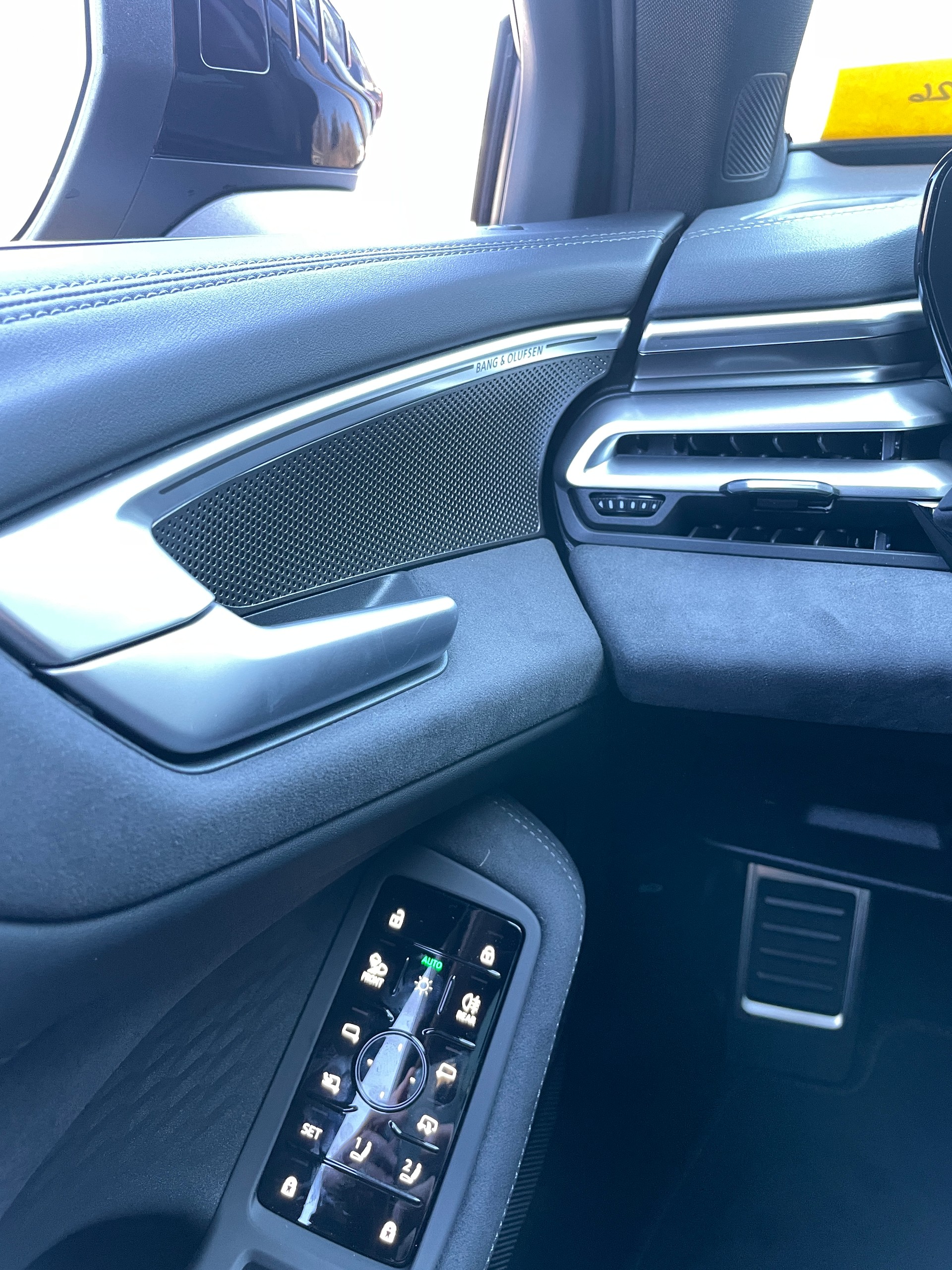 AUDI S5 Avant TFSI quattro S tronic-image-24