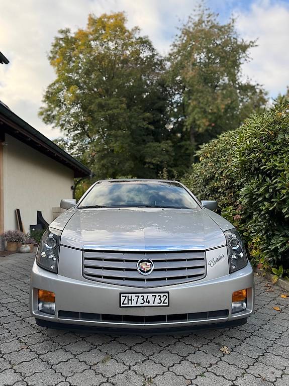 CADILLAC CTS-image-1