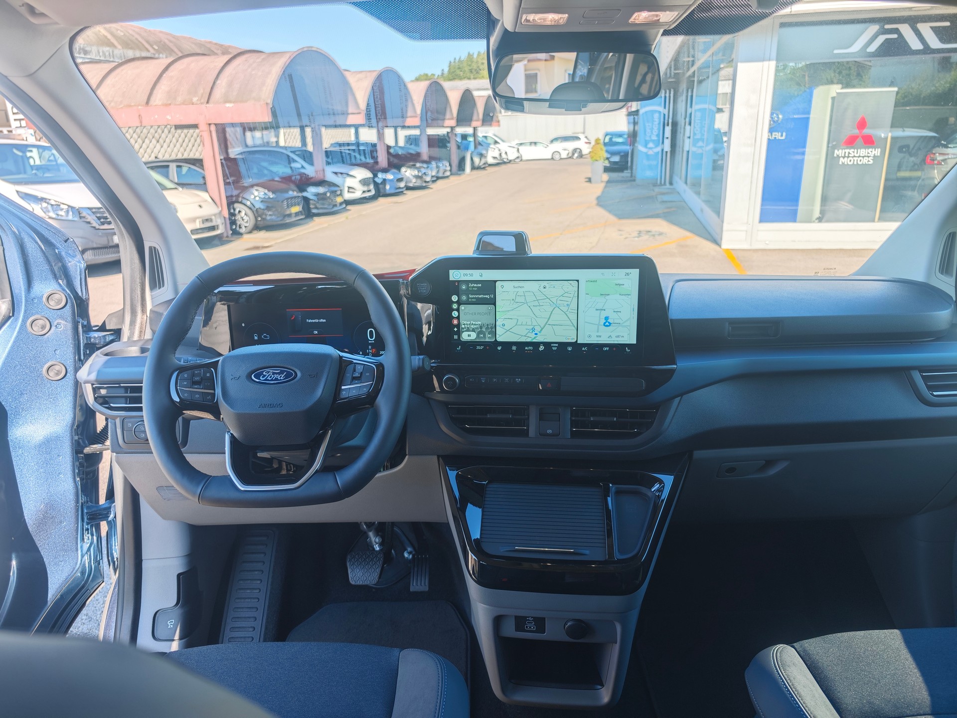 FORD Tourneo Bus 340 L1H1 PHEV Active-image-8