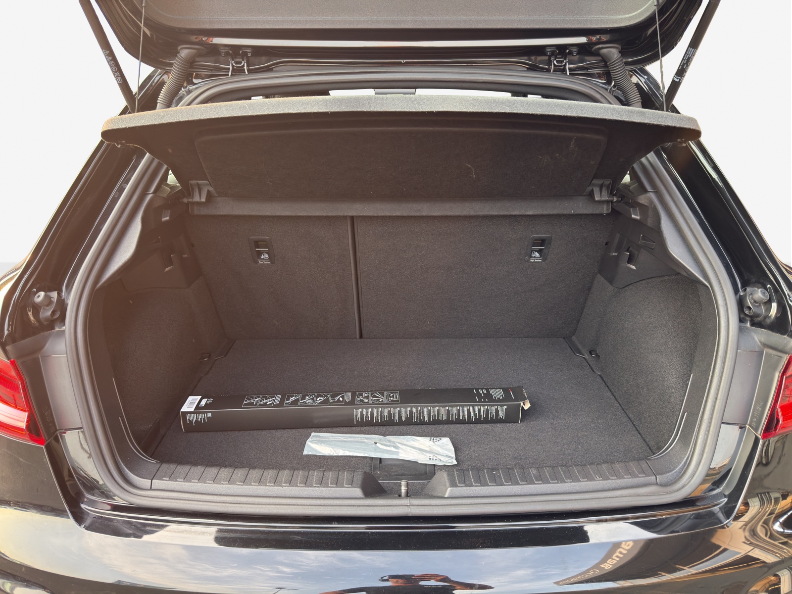 AUDI A1 allstreet 30 TFSI Attraction S-tronic-image-12