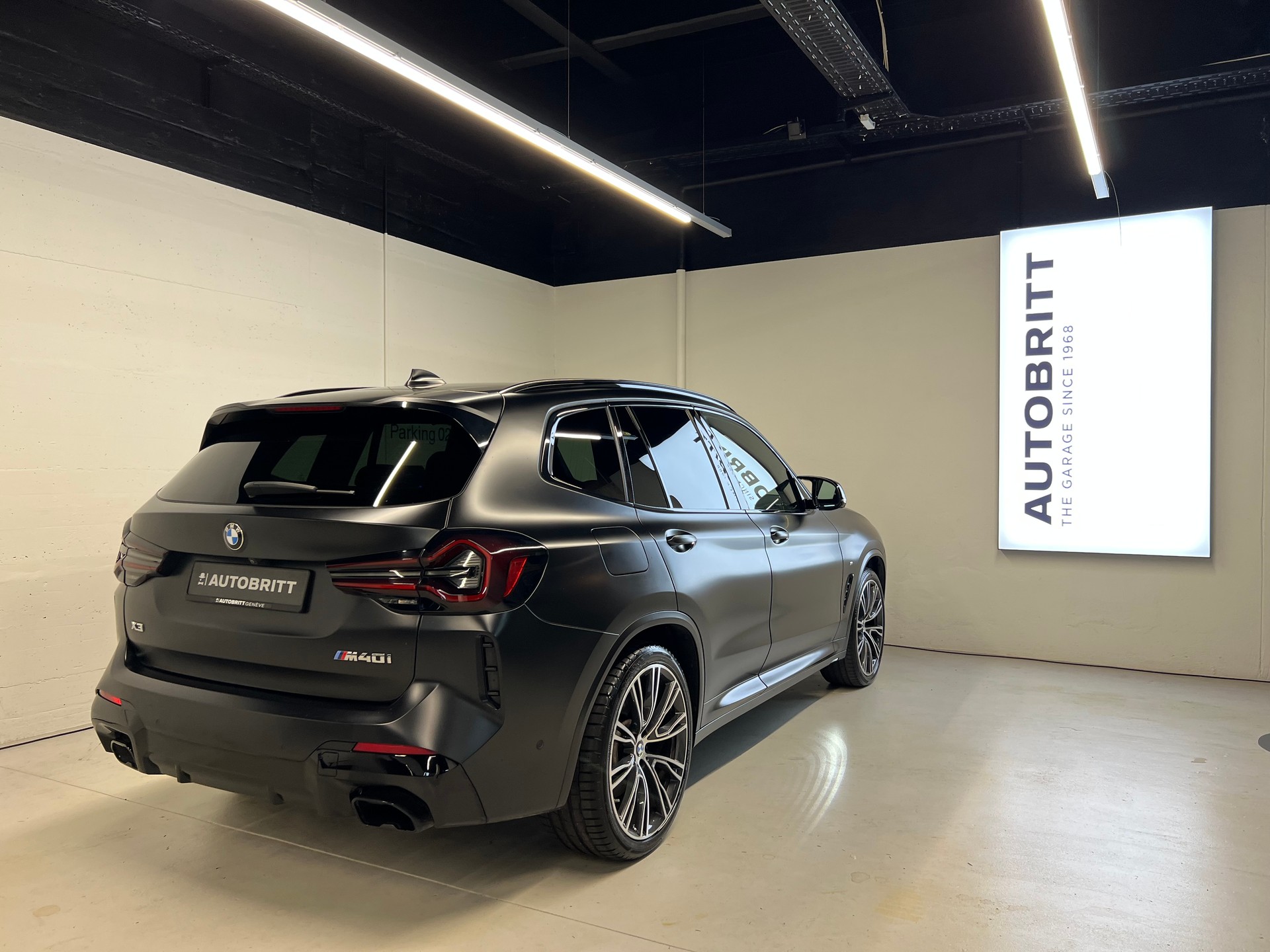 BMW X3 G01 M40i-showroom-element-1