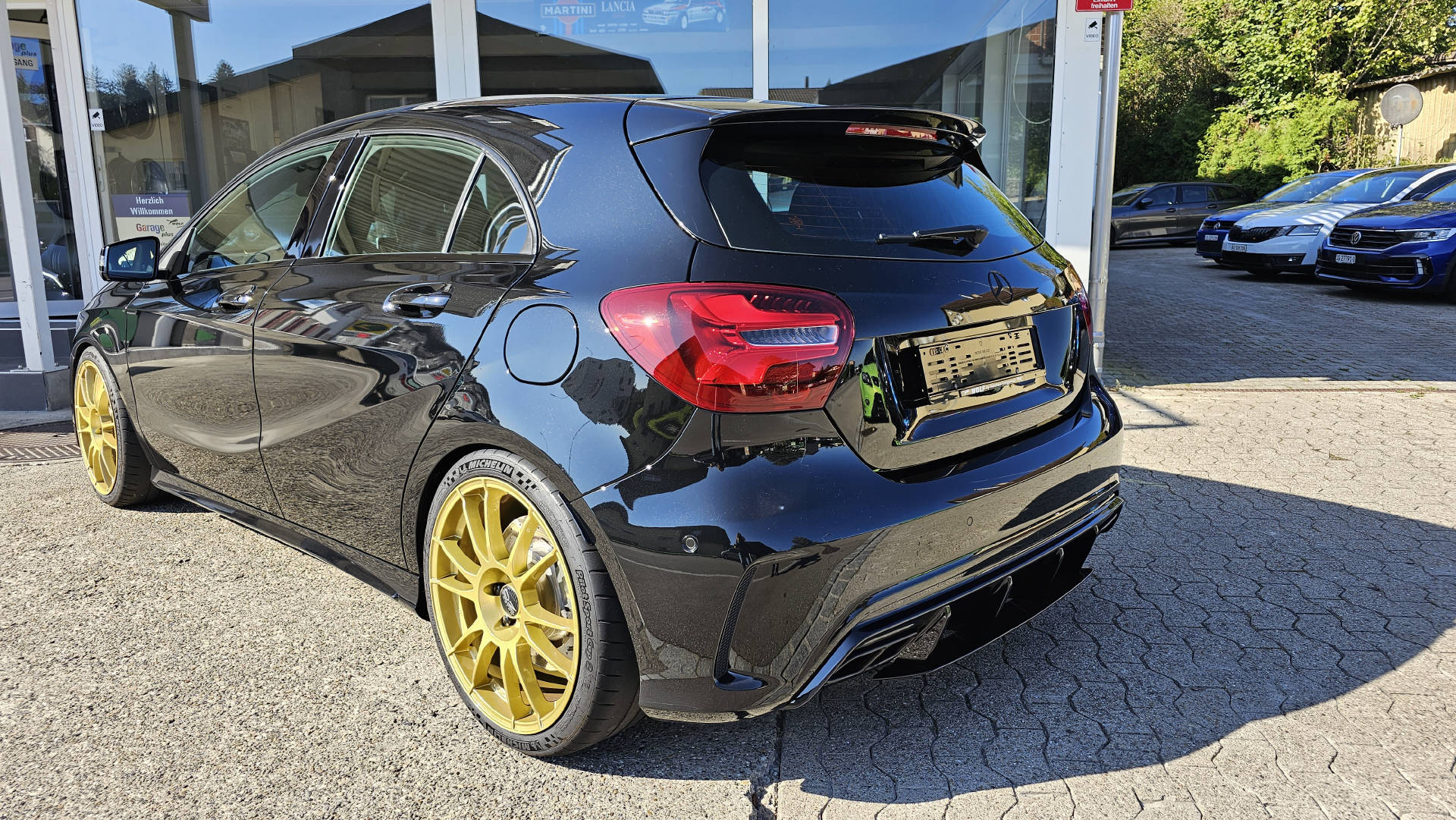 MERCEDES-BENZ A 45 AMG 4m-image-4