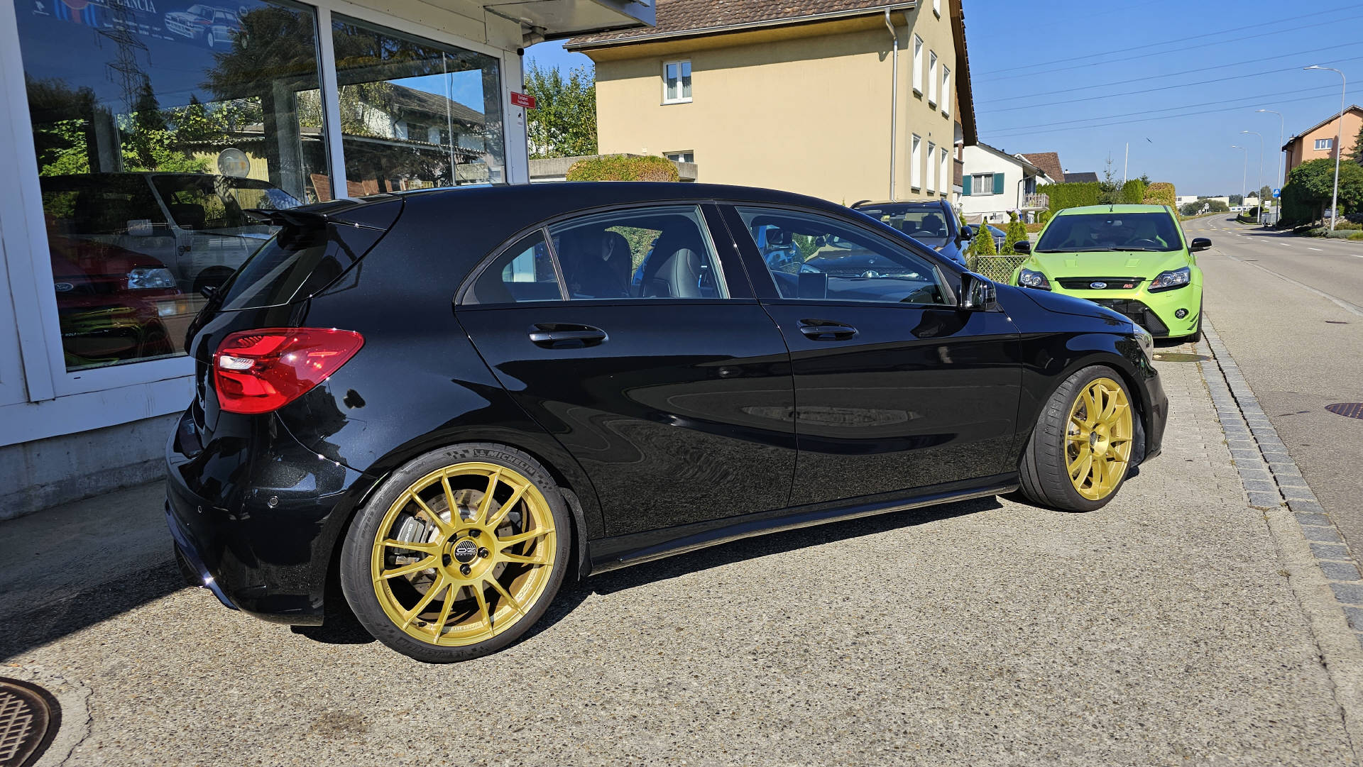 MERCEDES-BENZ A 45 AMG 4m-image-1