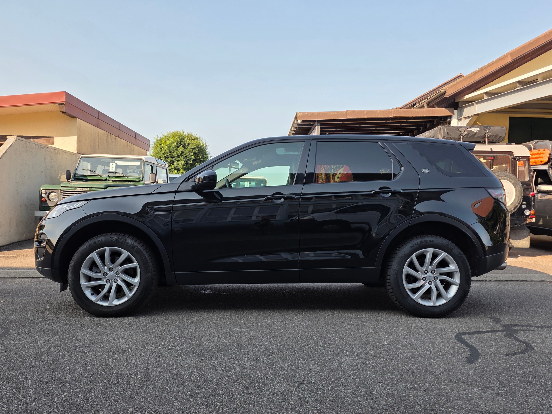 LAND ROVER Discovery Sport 2.0 Si4 HSE AT9-image-7