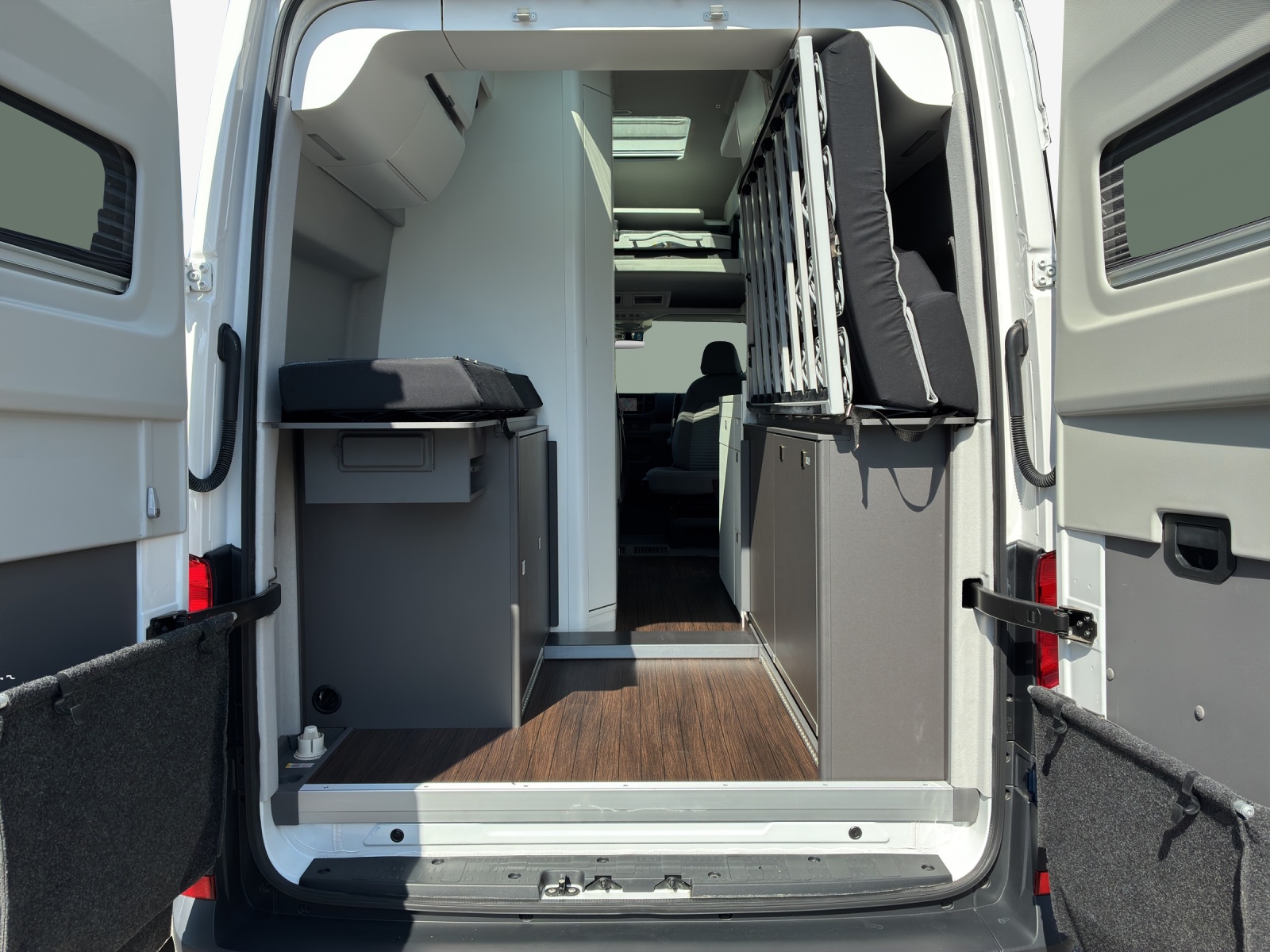 VW Grand California 600 2.0 BI-TDI-image-12