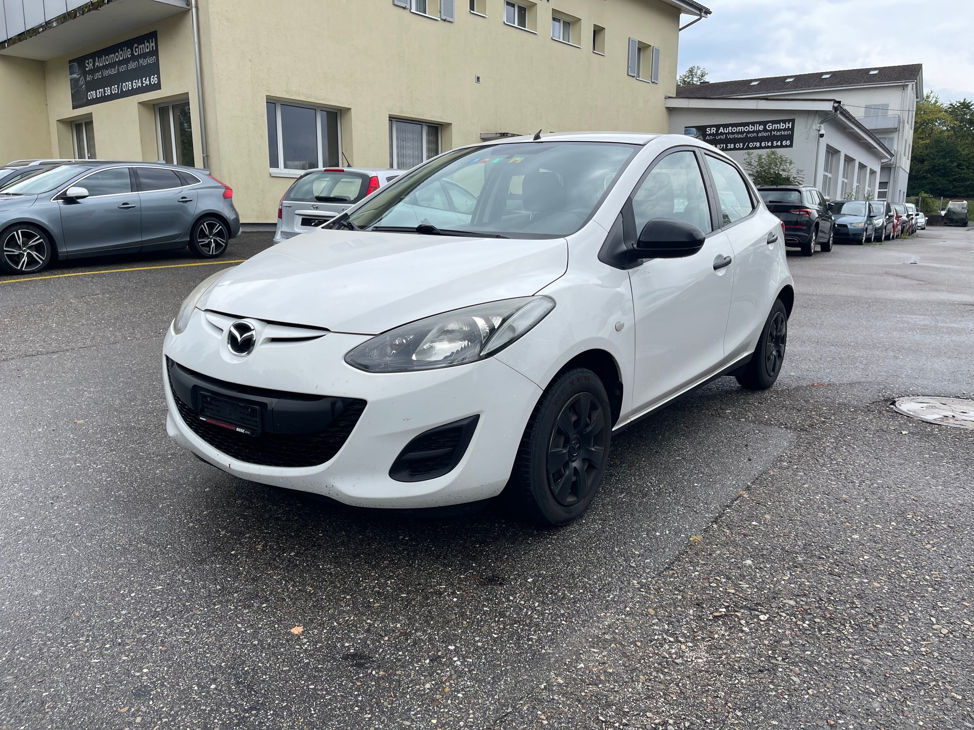 MAZDA 2 1.3i 16V Confort-image-0