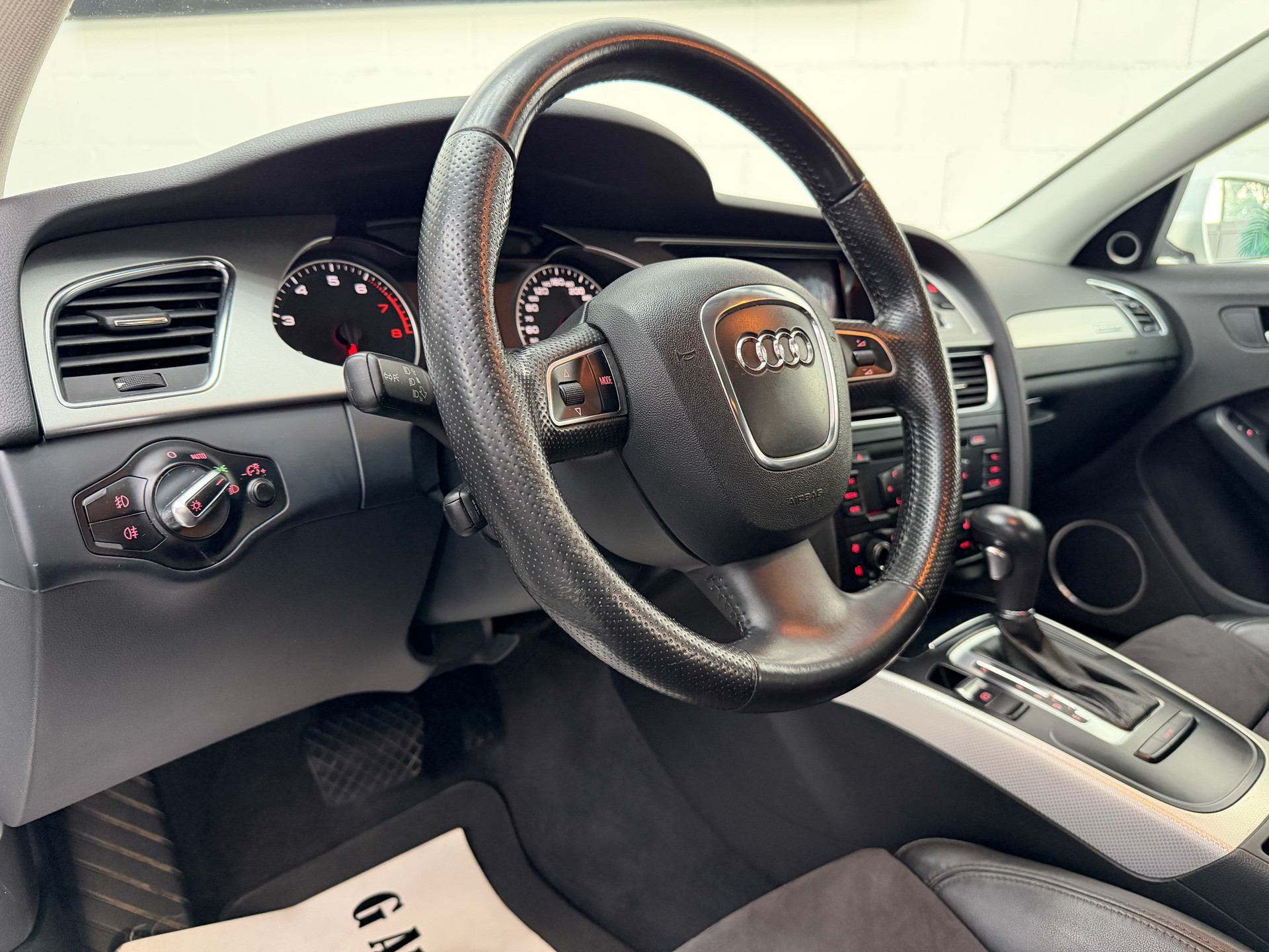 AUDI A4 Avant 2.0 TFSI quattro S-tronic⭐️-image-8